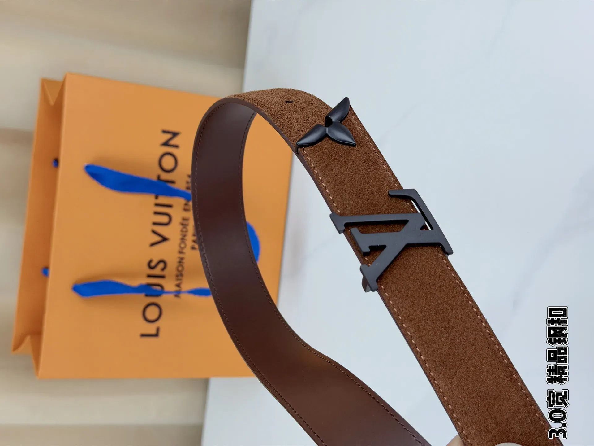 Ремни Louis Vuitton 1430187