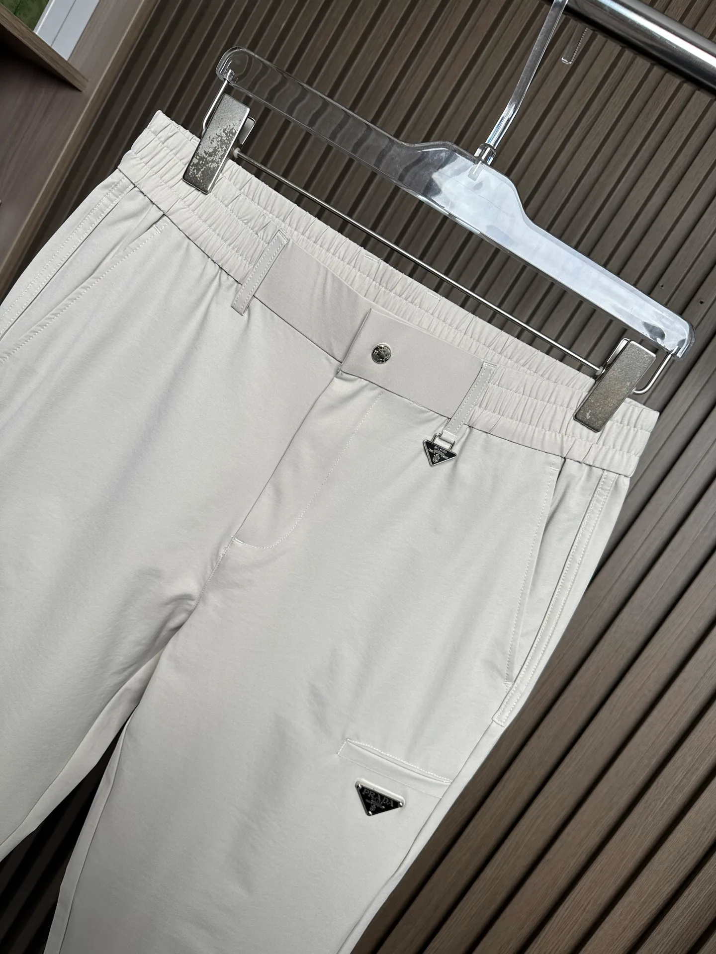 Брюки Мужские Prada 13479685