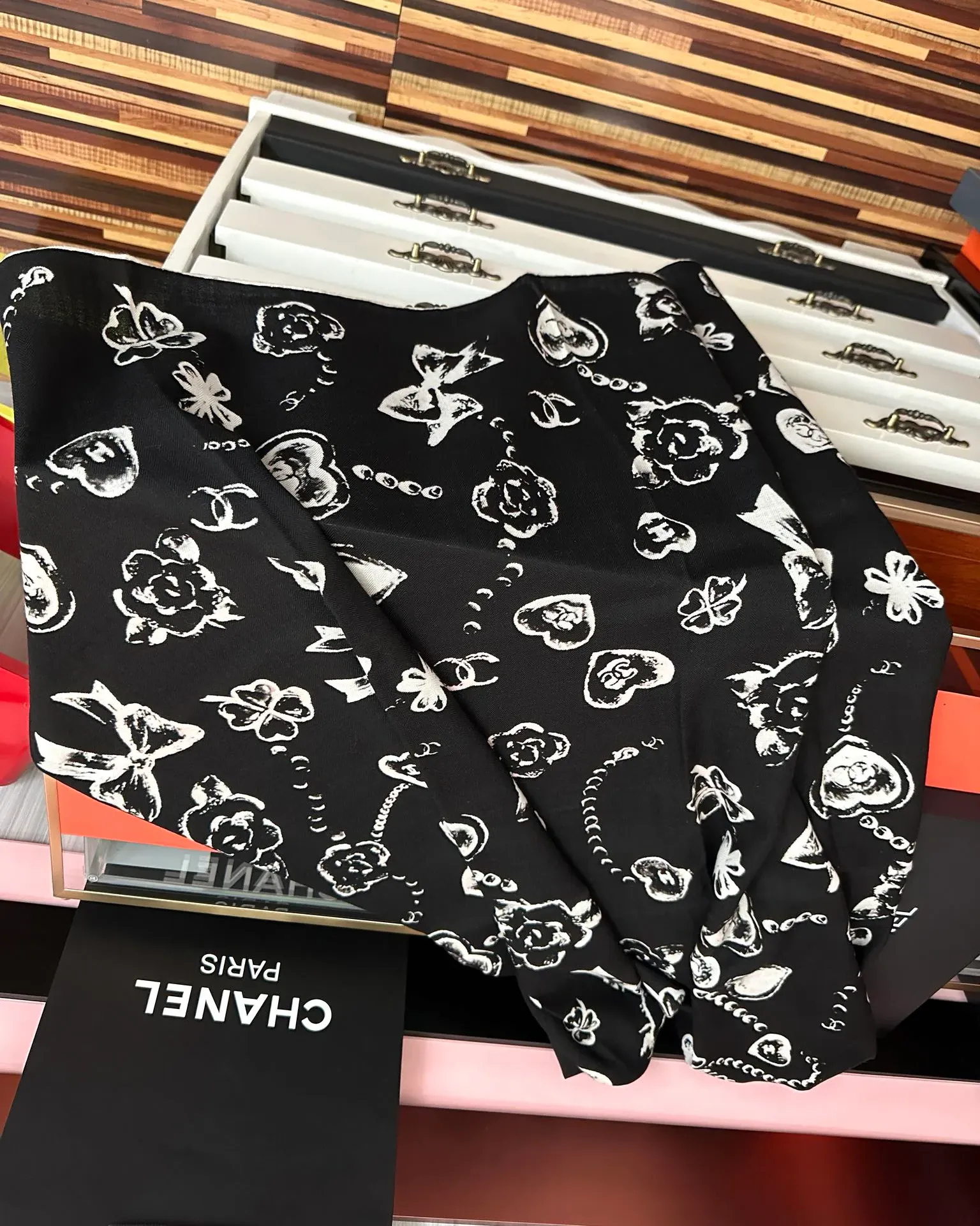 Платки Chanel 1603521