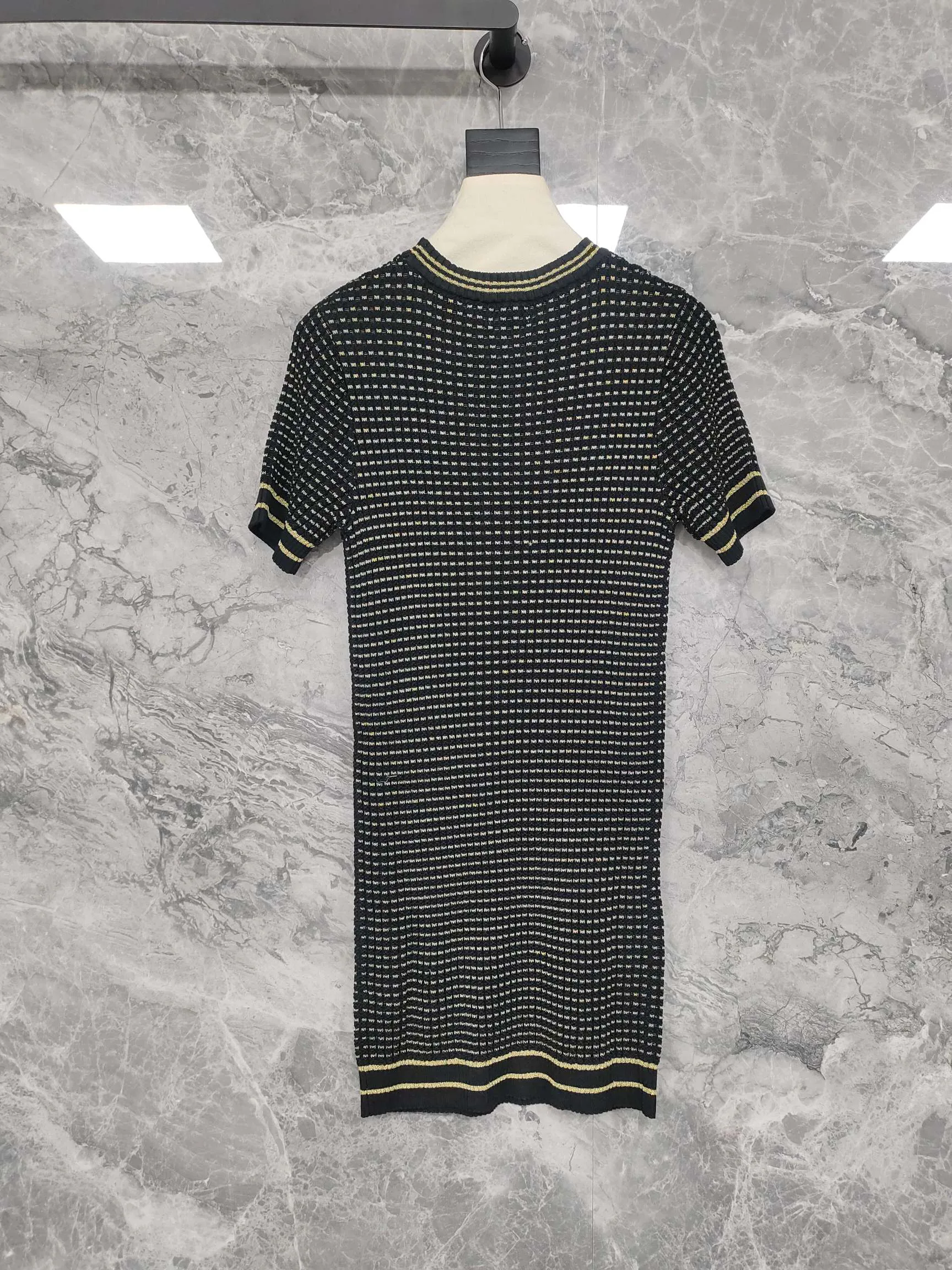 Платья Женские Chanel 11018954