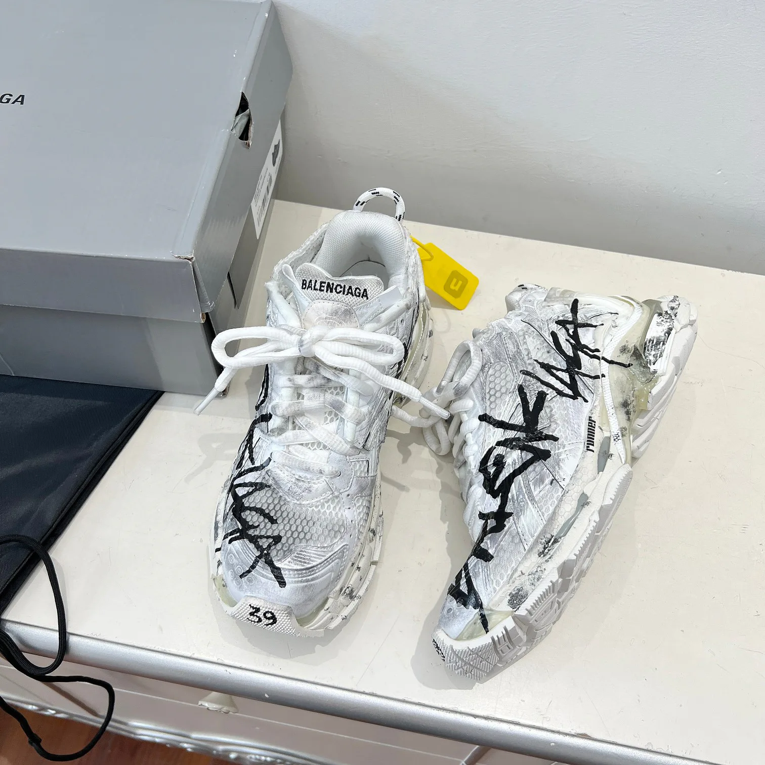 Кроссовки Женские Balenciaga 11186134