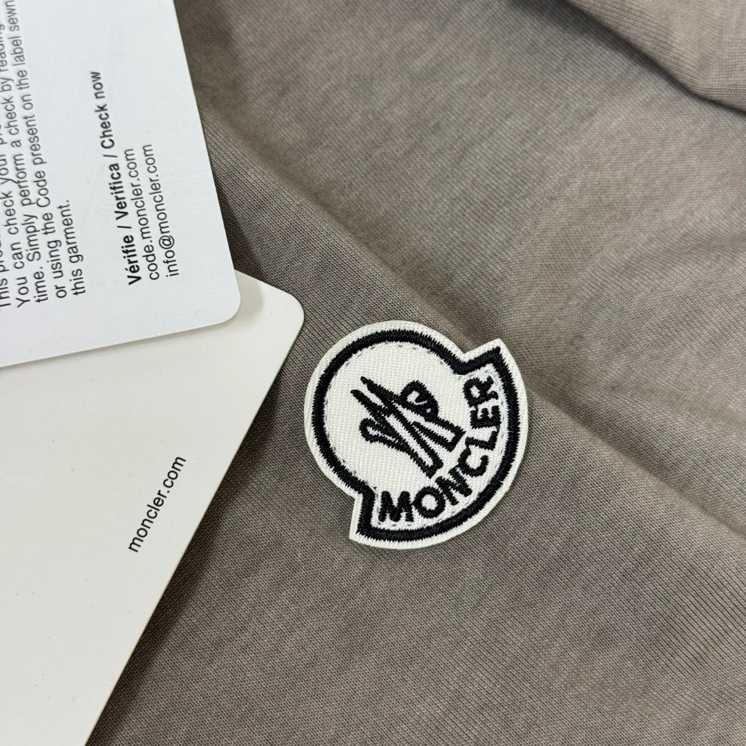 Костюмы Женские Moncler 11885566