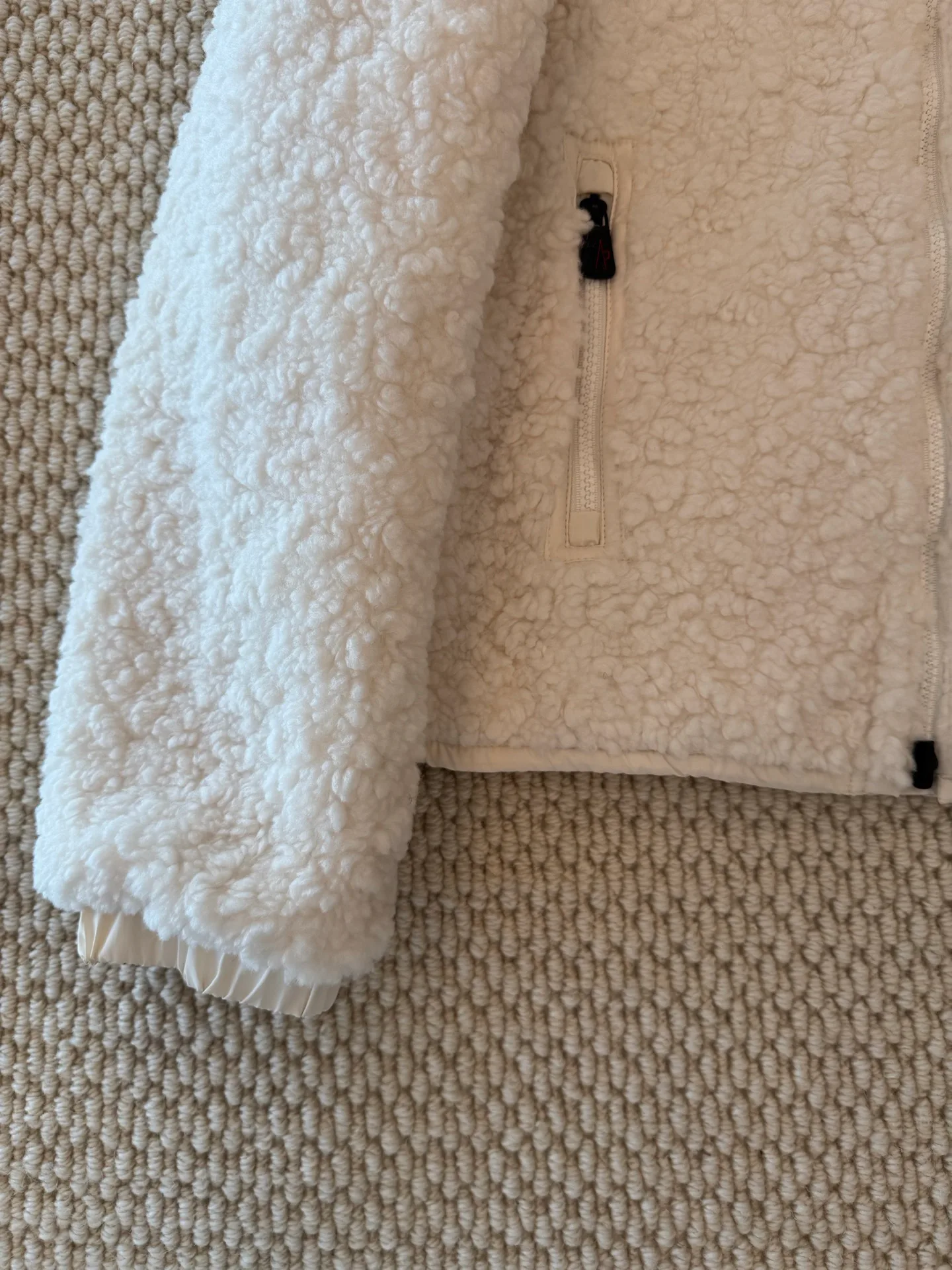 Куртки И Пуховики Женские Moncler 20137937