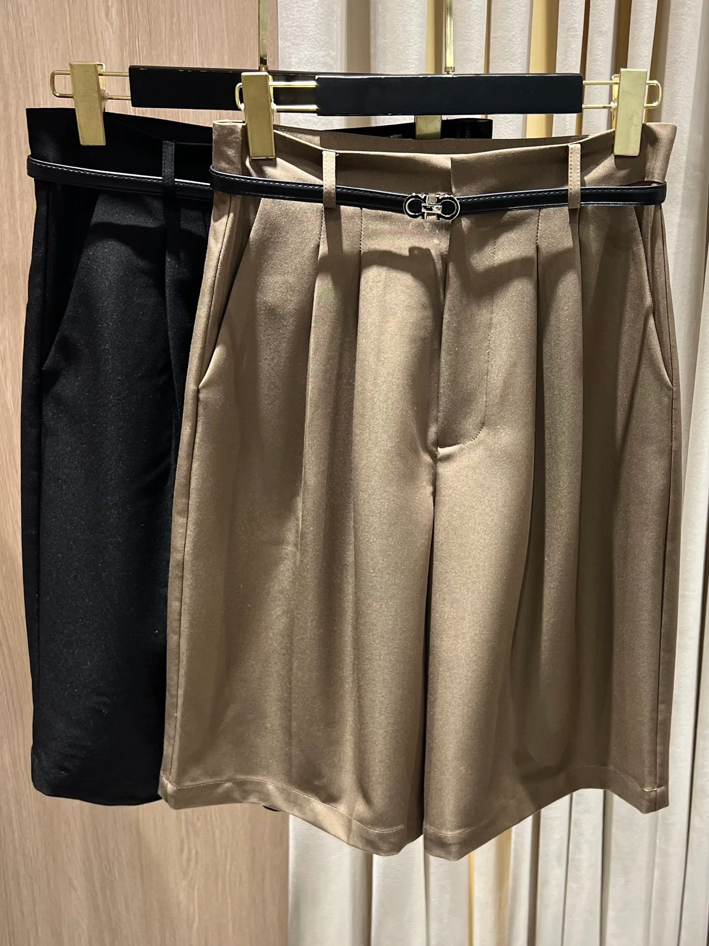 Шорты Женские Salvatore Ferragamo 6637778