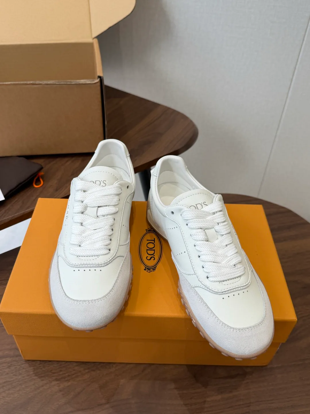 Кроссовки Женские Tod's 18687233