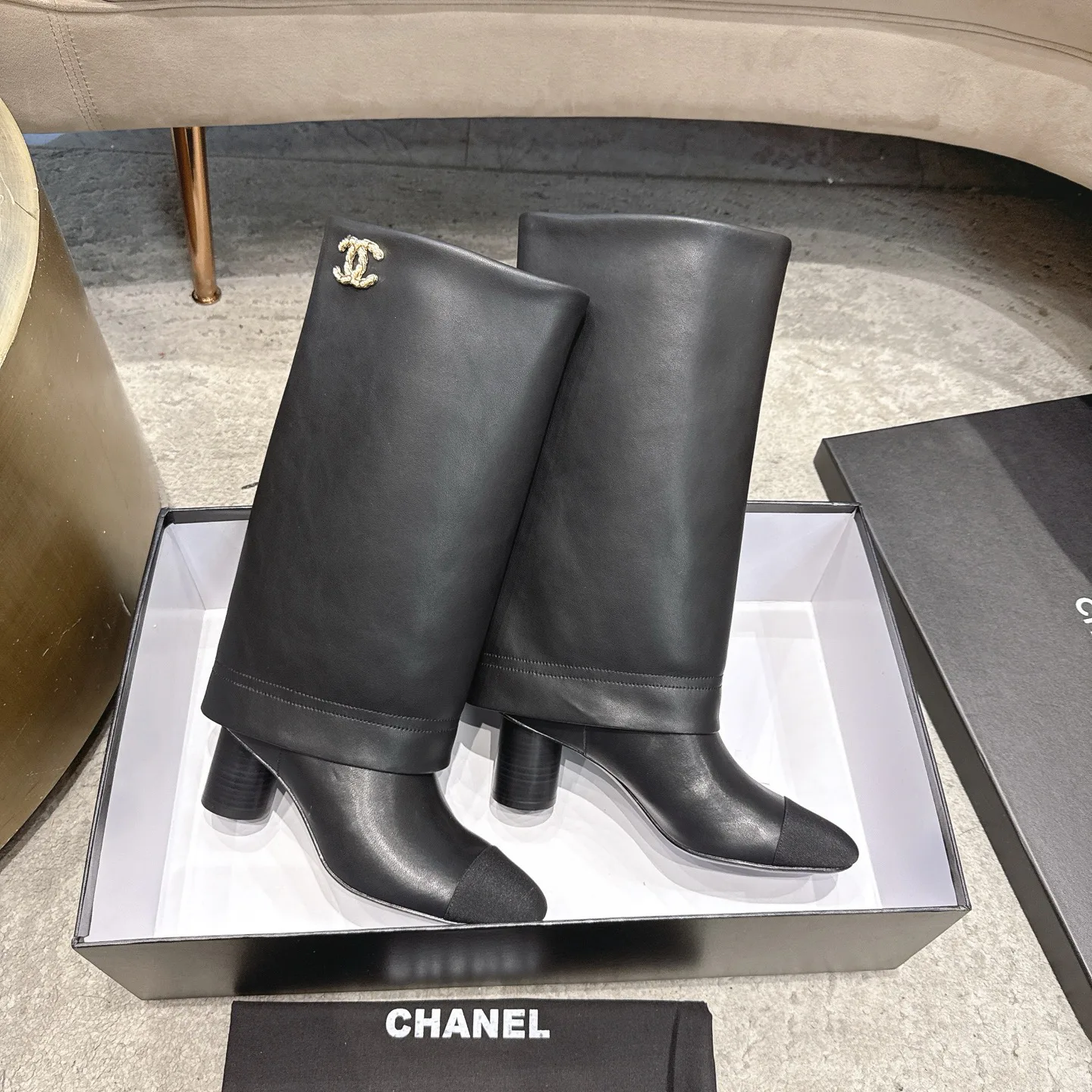 Сапоги Женские Chanel 18154576