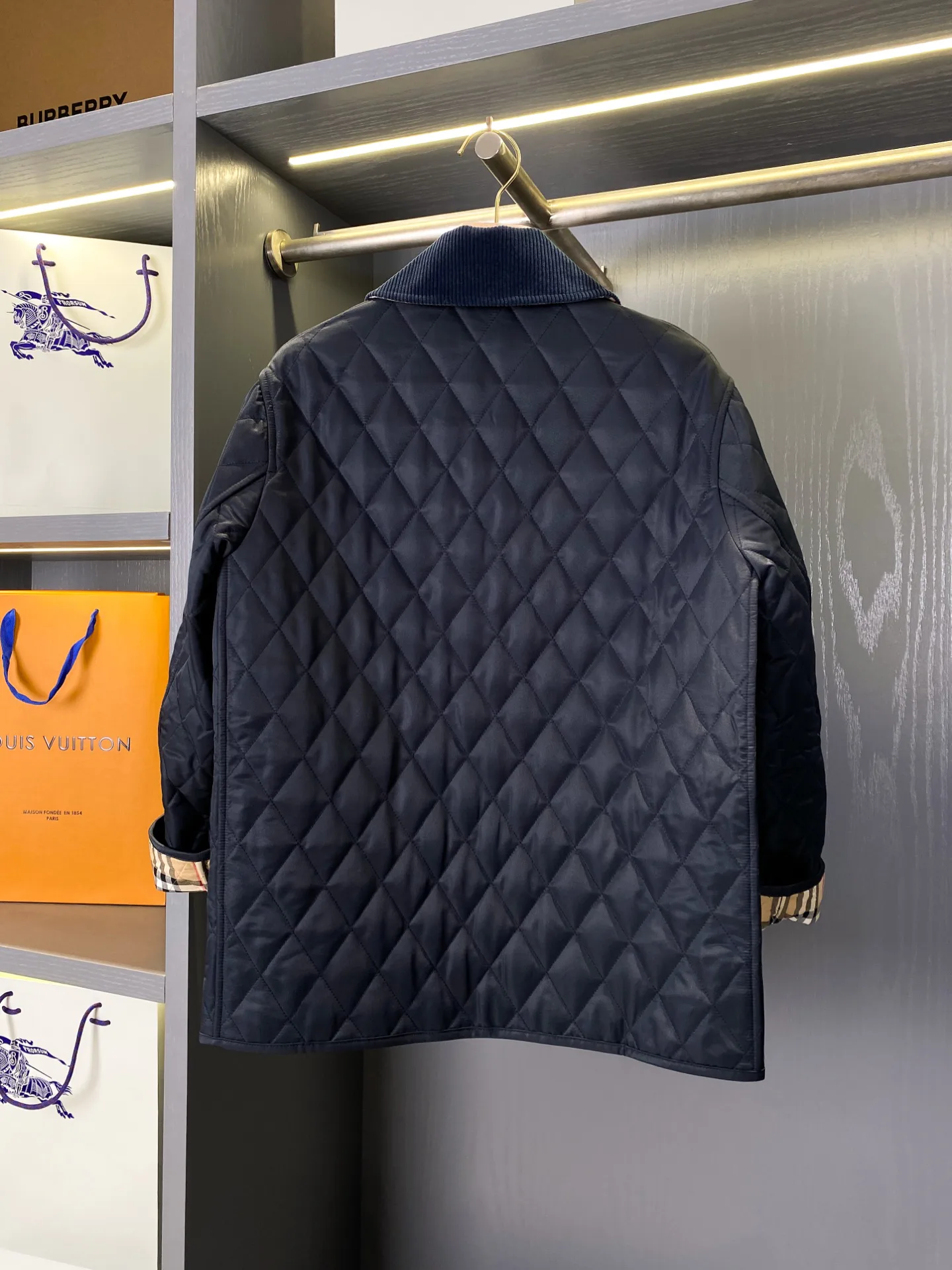 Куртки И Пуховики Женские Burberry 11672204