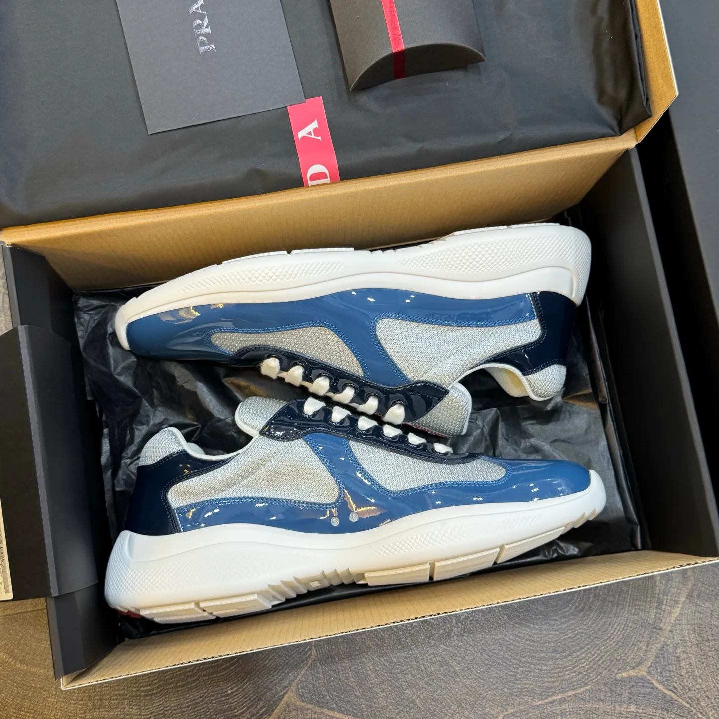 Кроссовки Женские Prada 18267046