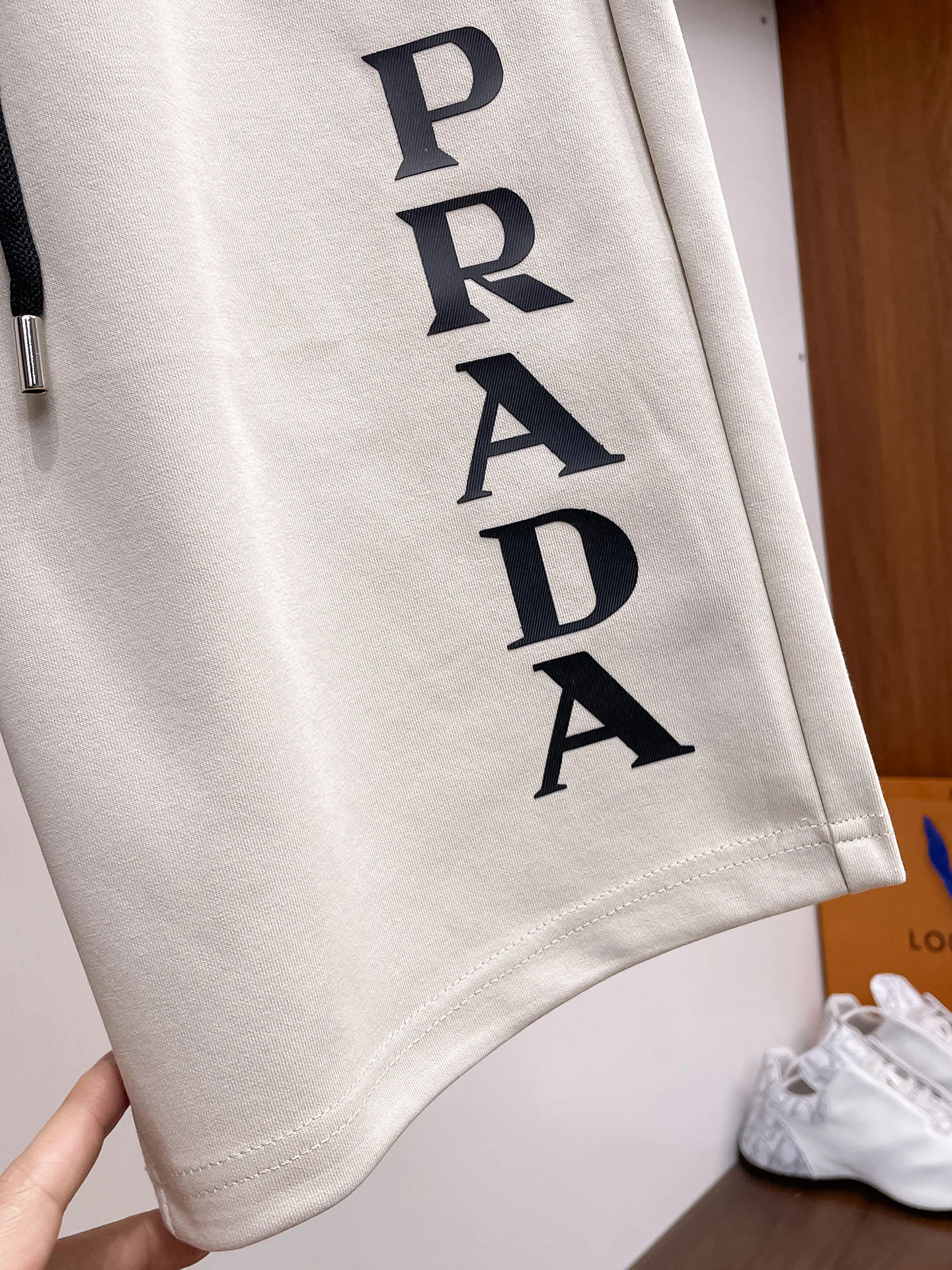Шорты Мужские Prada 13417628