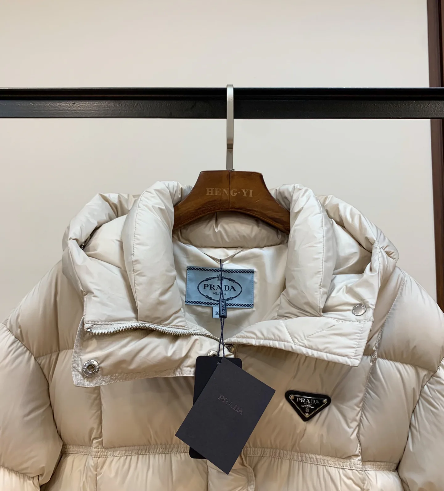 Куртки И Пуховики Женские Prada 525449