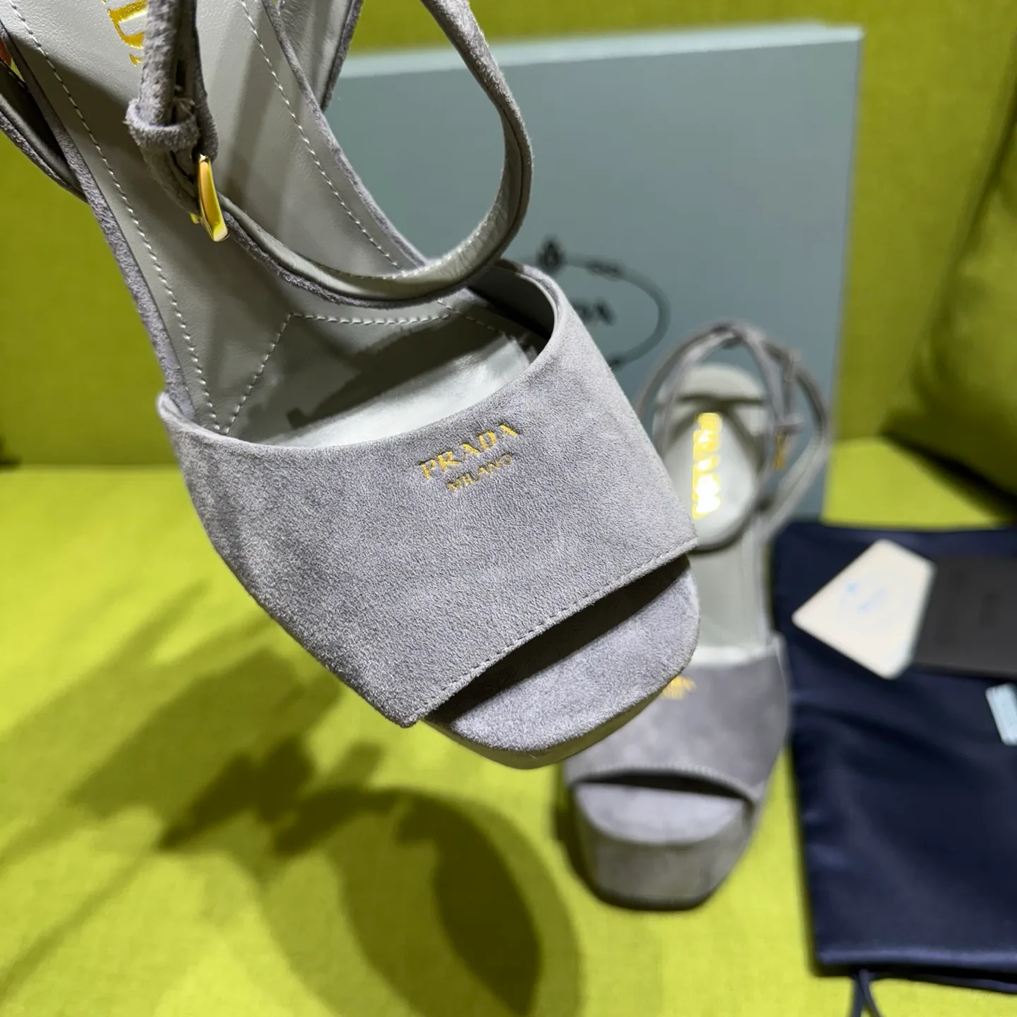 Босоножки Женские Prada 19237314
