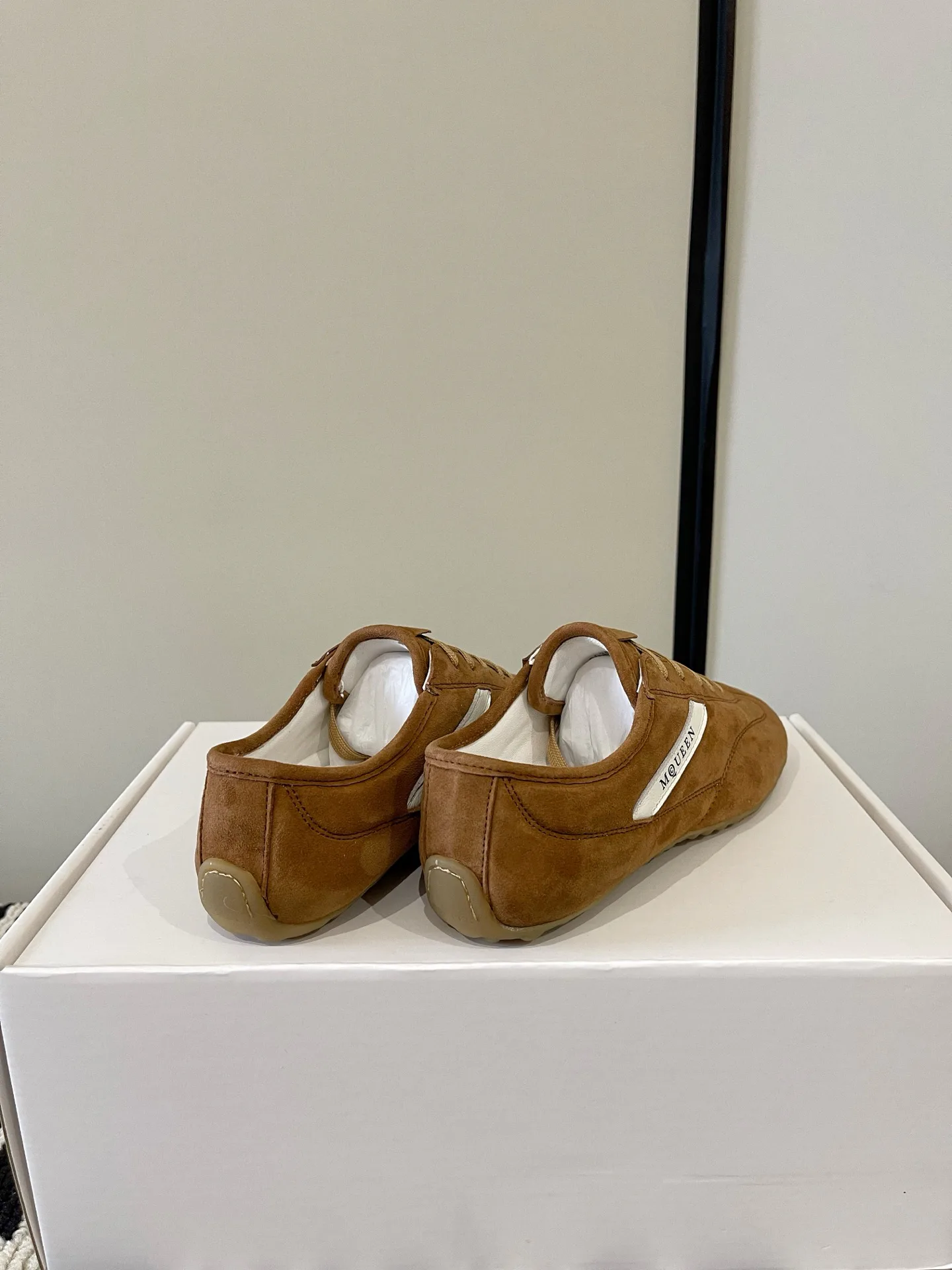 Кроссовки Женские Alexander Mcqueen 18386241