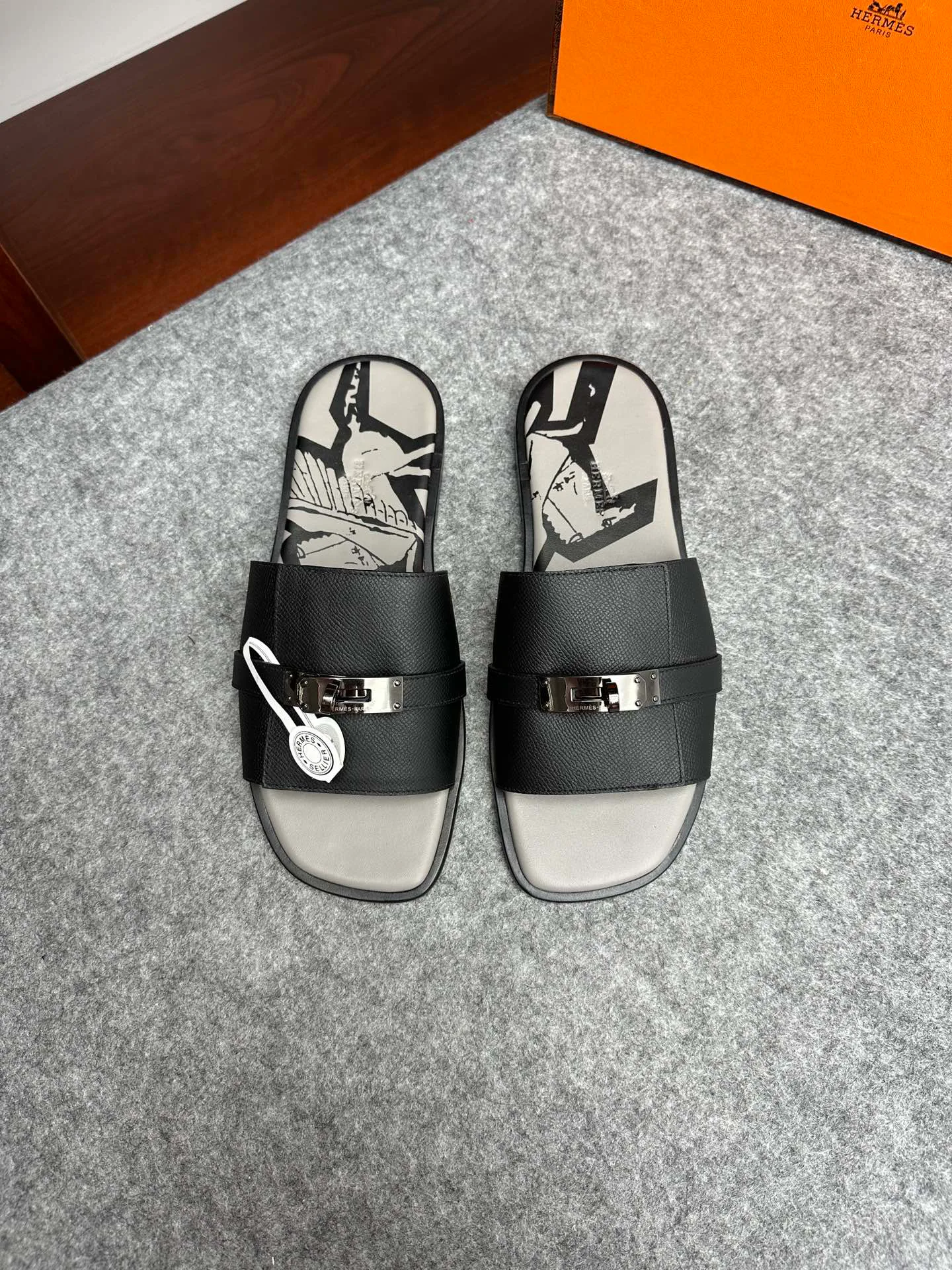 Шлепанцы Мужские Hermes 17567