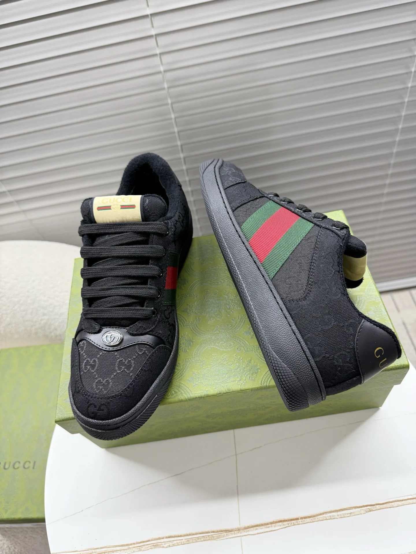 Кроссовки Женские Gucci 17451076