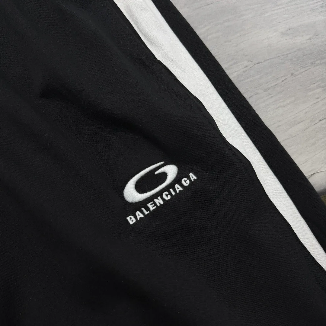 Шорты Мужские Balenciaga 5536414