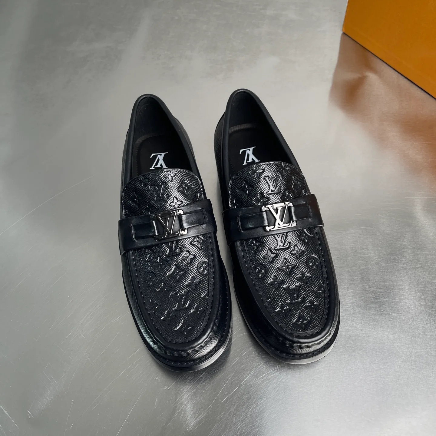 Лоферы И Туфли Мужские Louis Vuitton 18519380