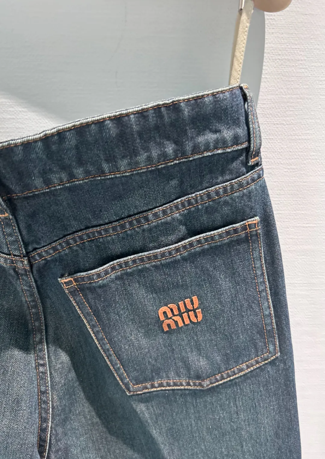 Джинсы Женские Miu Miu 11814373