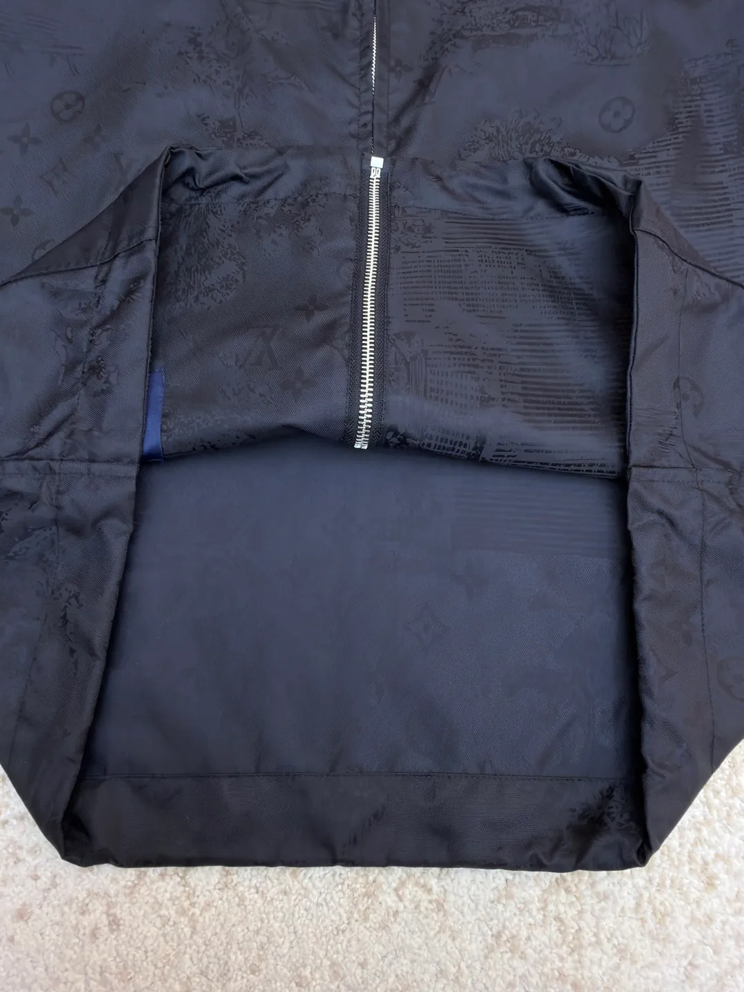 Куртки И Пуховики Женские Louis Vuitton 412810