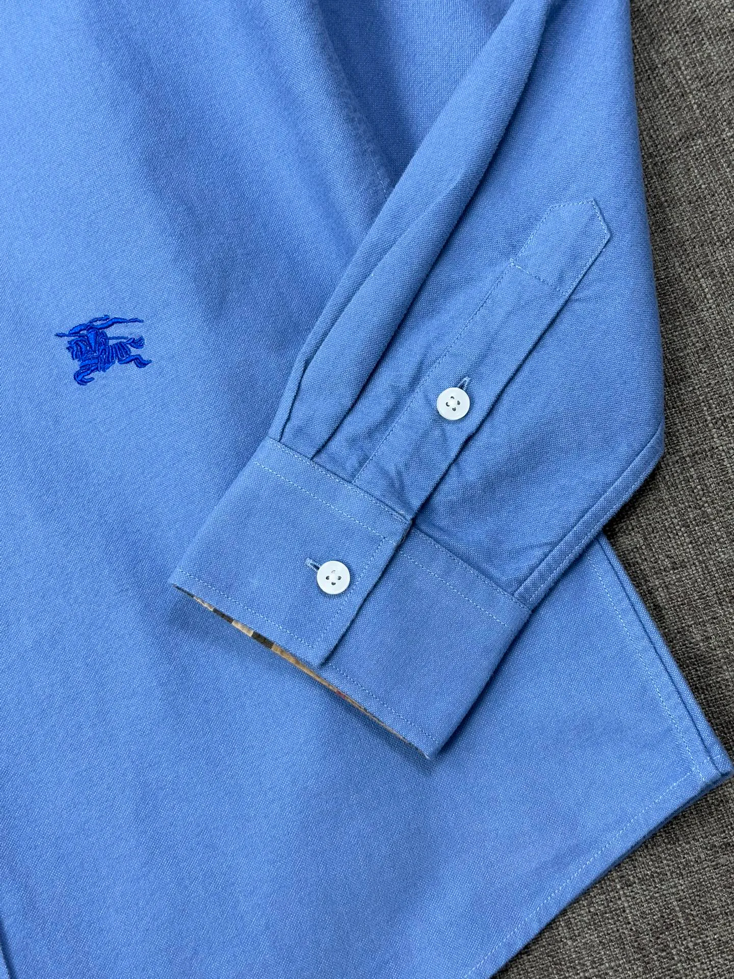 Рубашки Мужские Burberry 437700