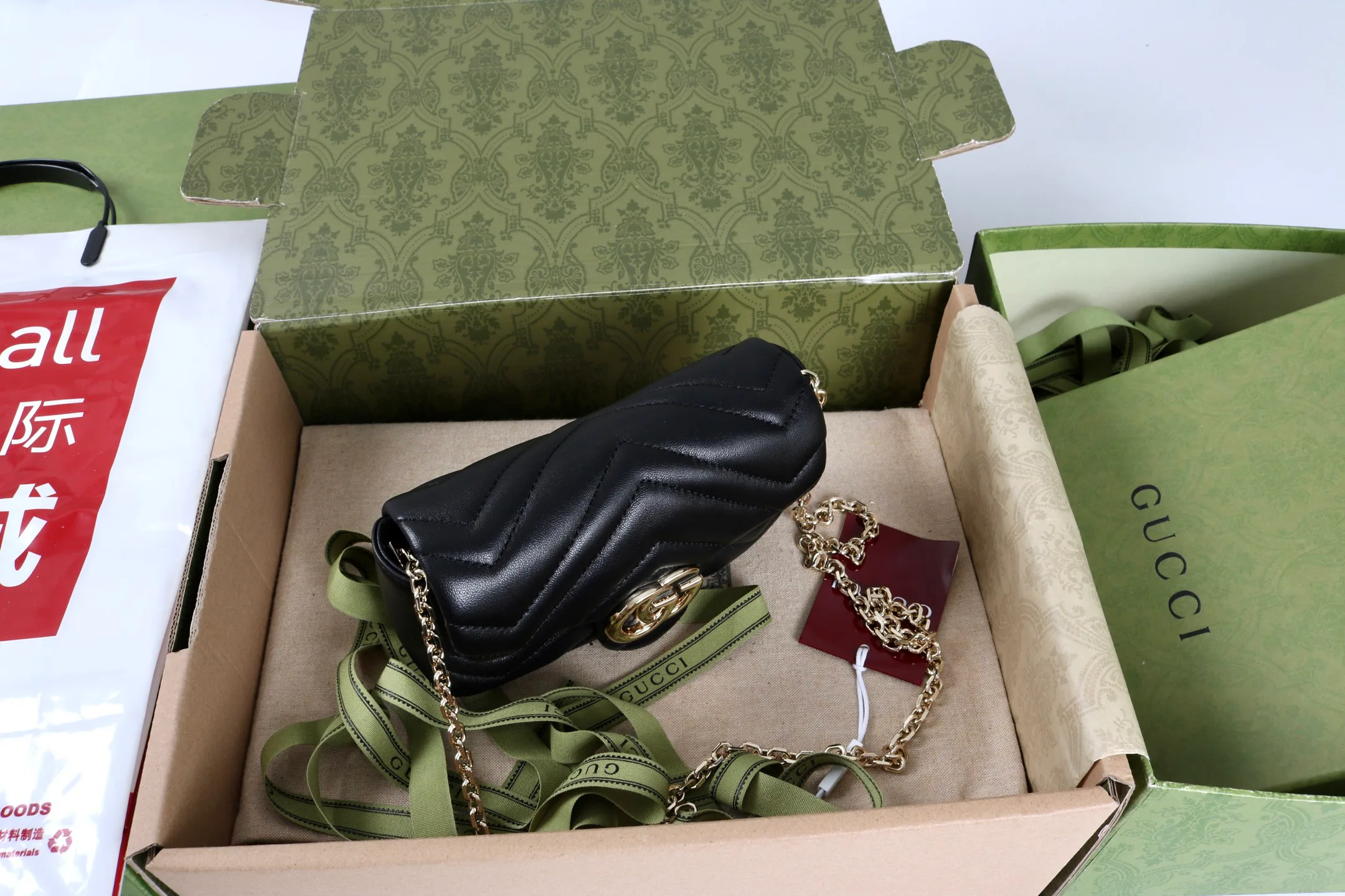 Классические Сумки Женские Gucci 18005069