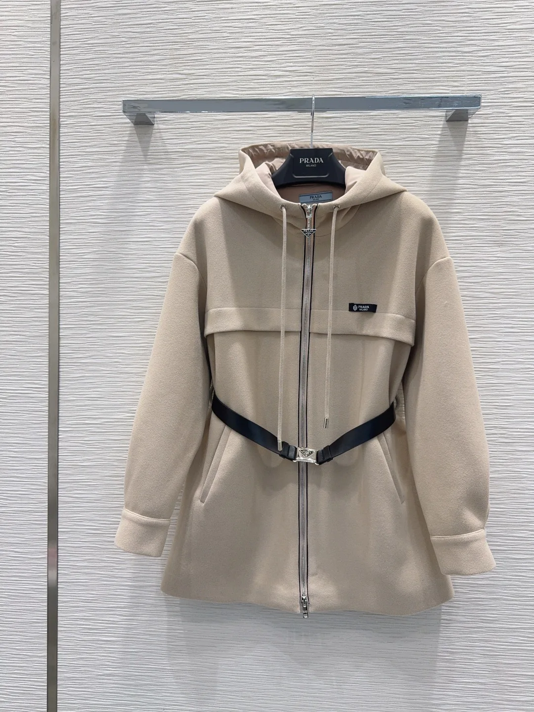 Куртки И Пуховики Женские Prada 436775