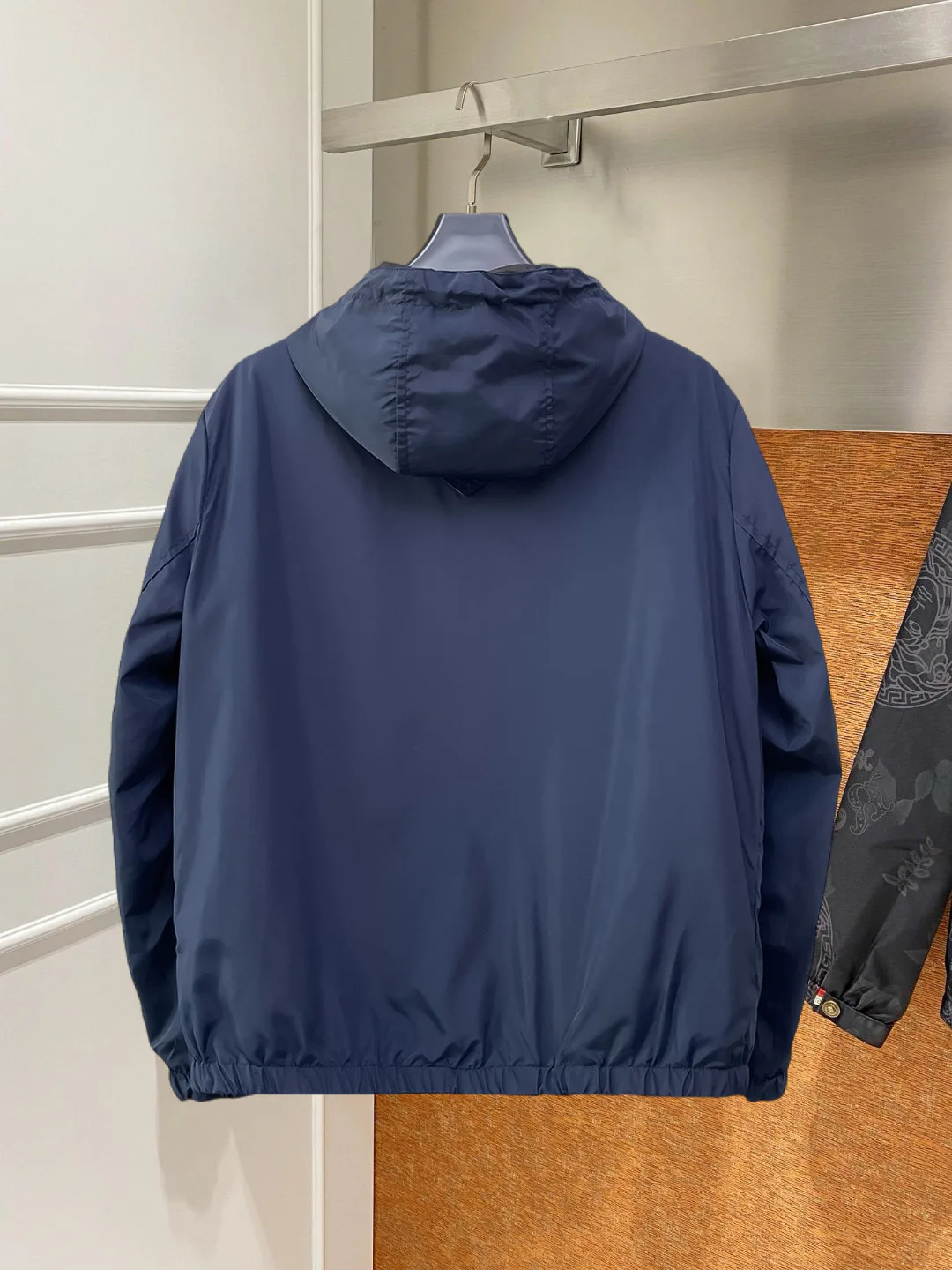 Куртки И Пуховики Женские Prada 18614692