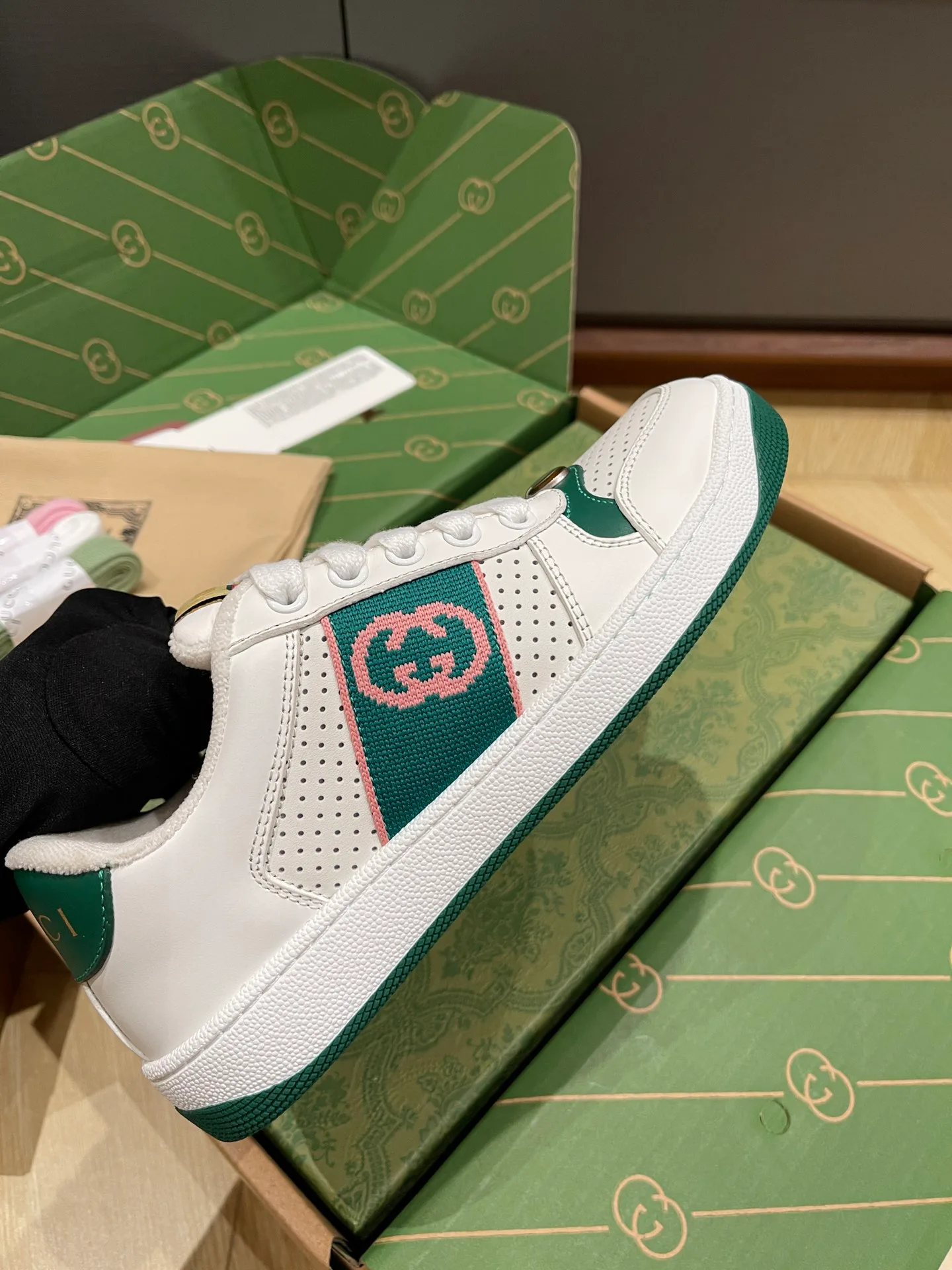 Кроссовки Женские Gucci 1331216