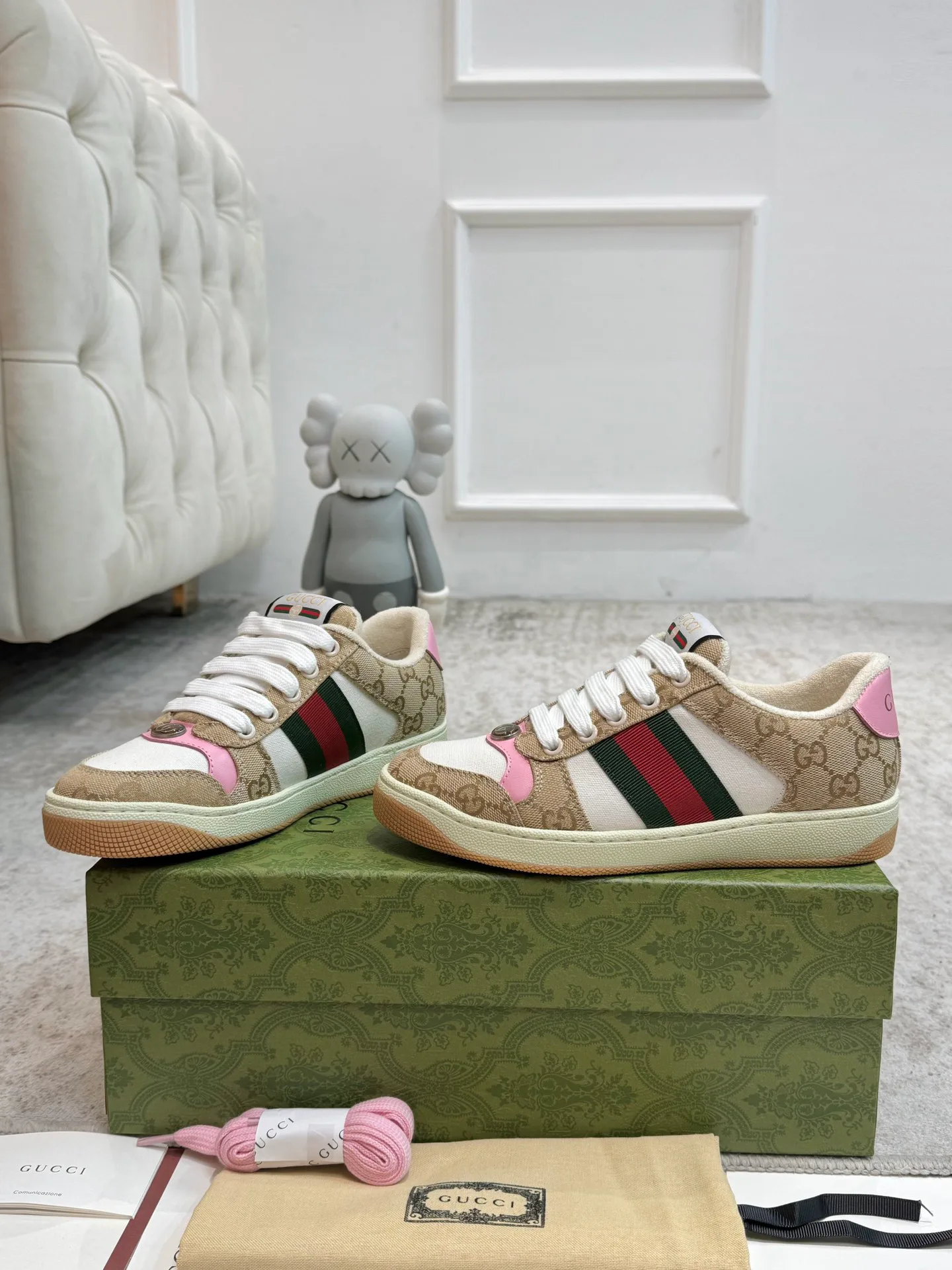 Кроссовки Женские Gucci 944967