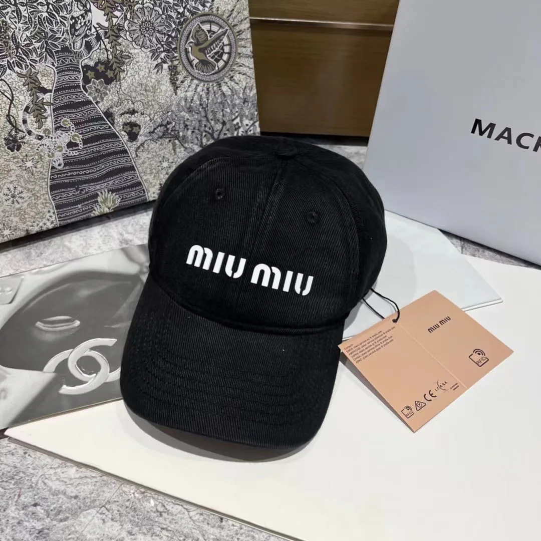 Головные Уборы Miu Miu 10165