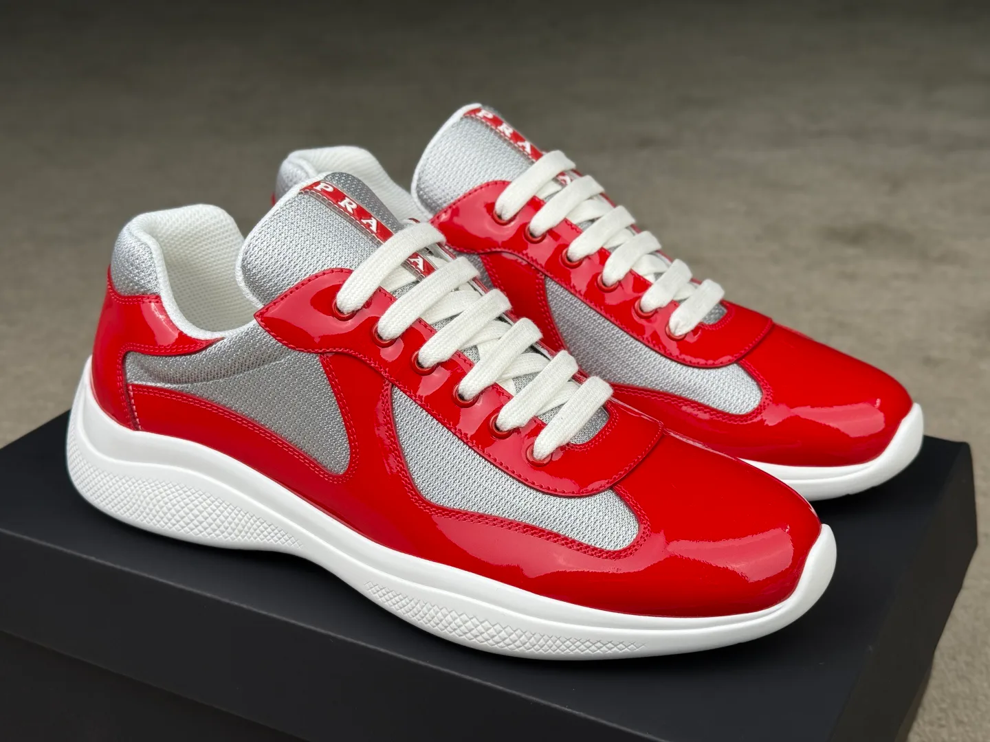 Кроссовки Женские Prada 12730863