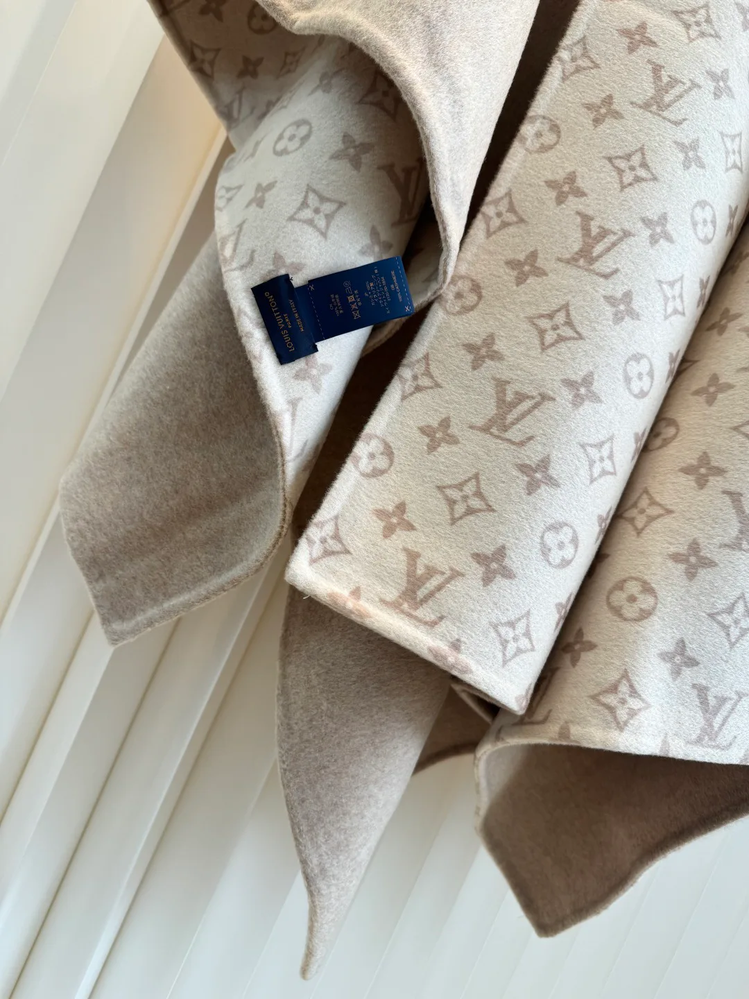 Пальто Женские Louis Vuitton 18763073