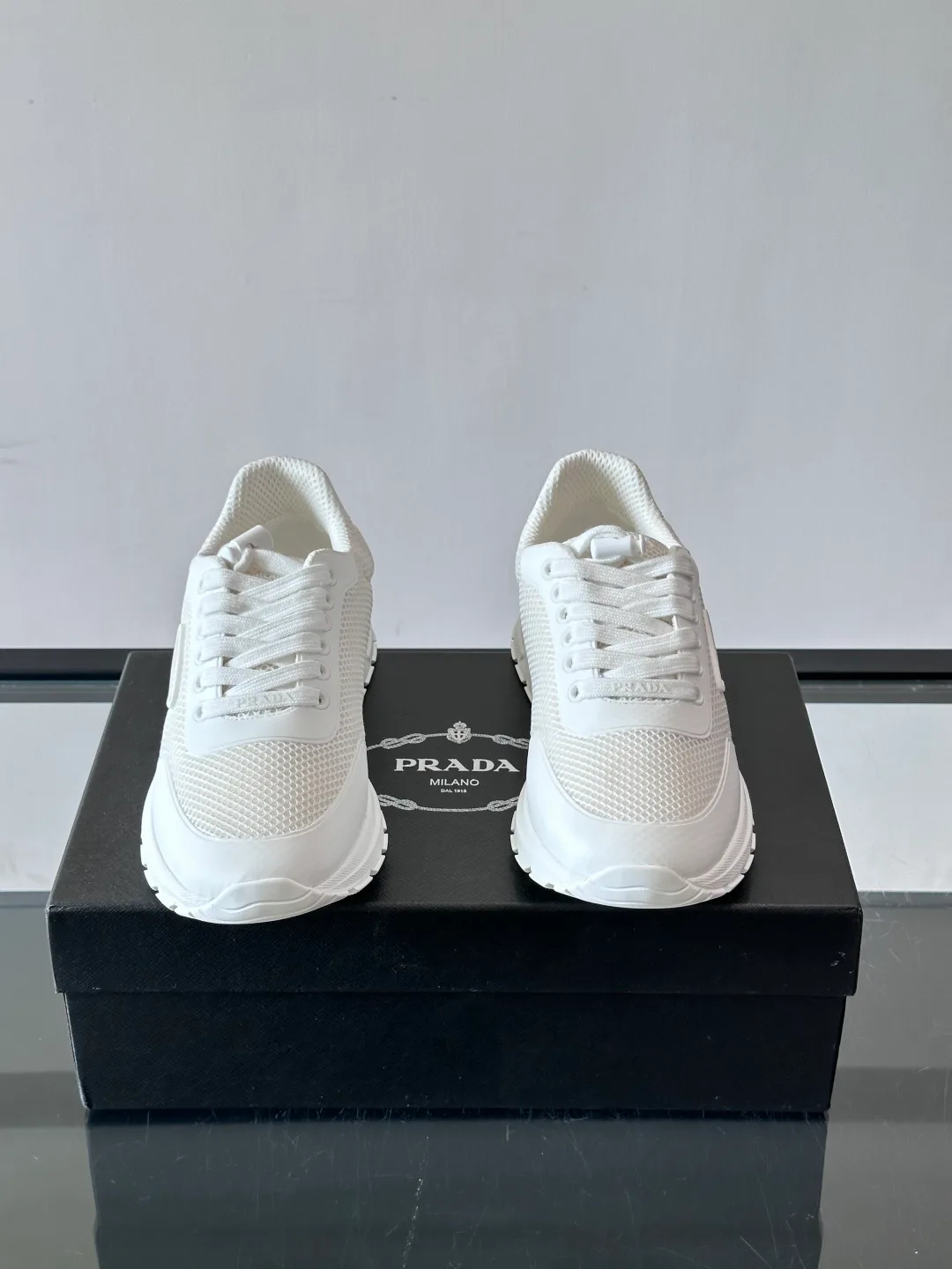 Кроссовки Мужские Prada 17646150