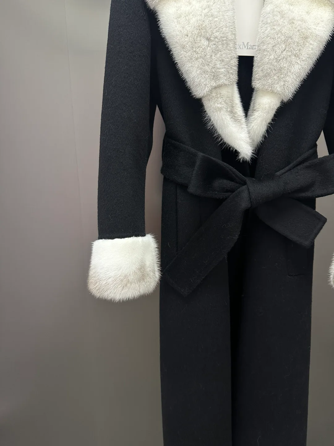 Пальто Женские Max Mara 17926864