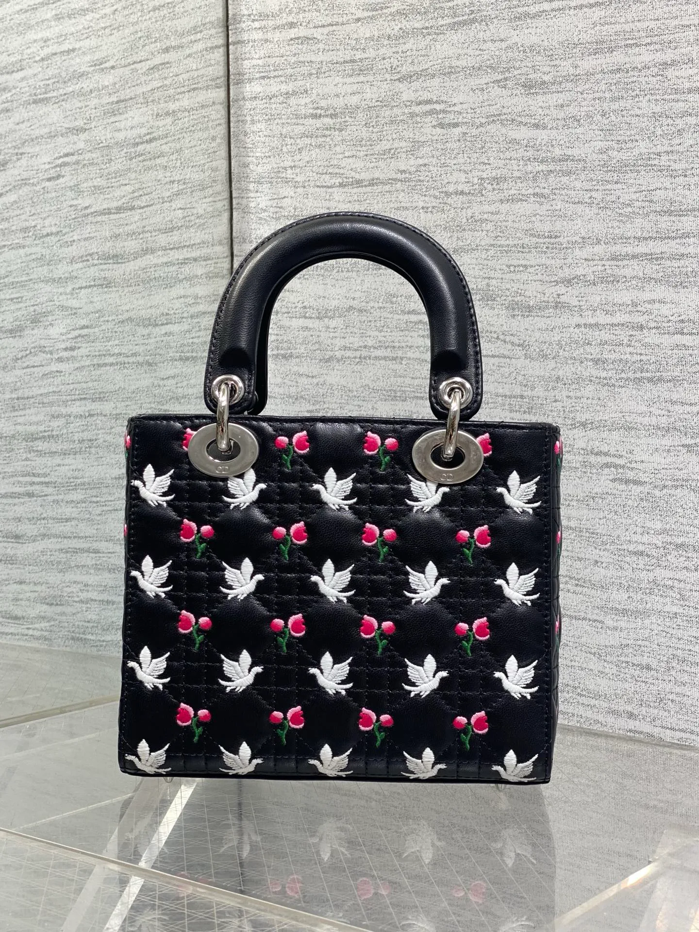 Классические Сумки Женские Christian Dior 17601334