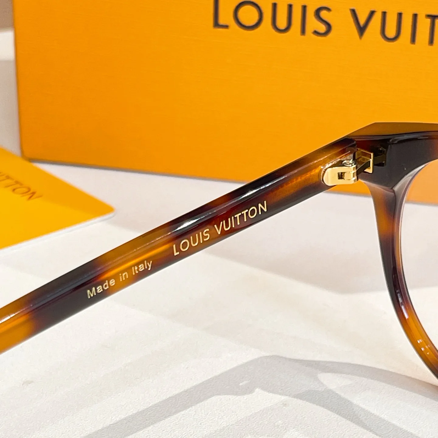 Очки Louis Vuitton 11679526