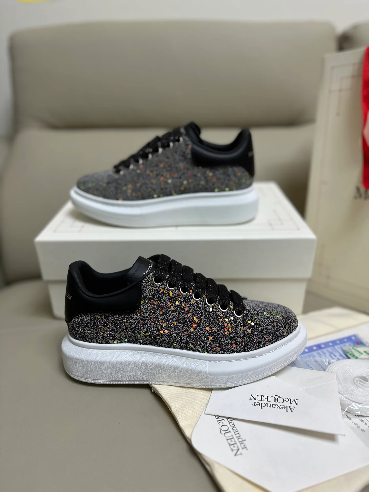 Кроссовки Женские Alexander Mcqueen 18616784