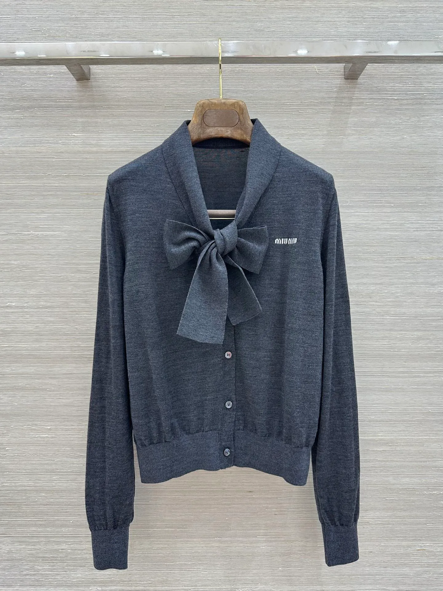 Джемперы И Свитеры Женские Miu Miu 17998361