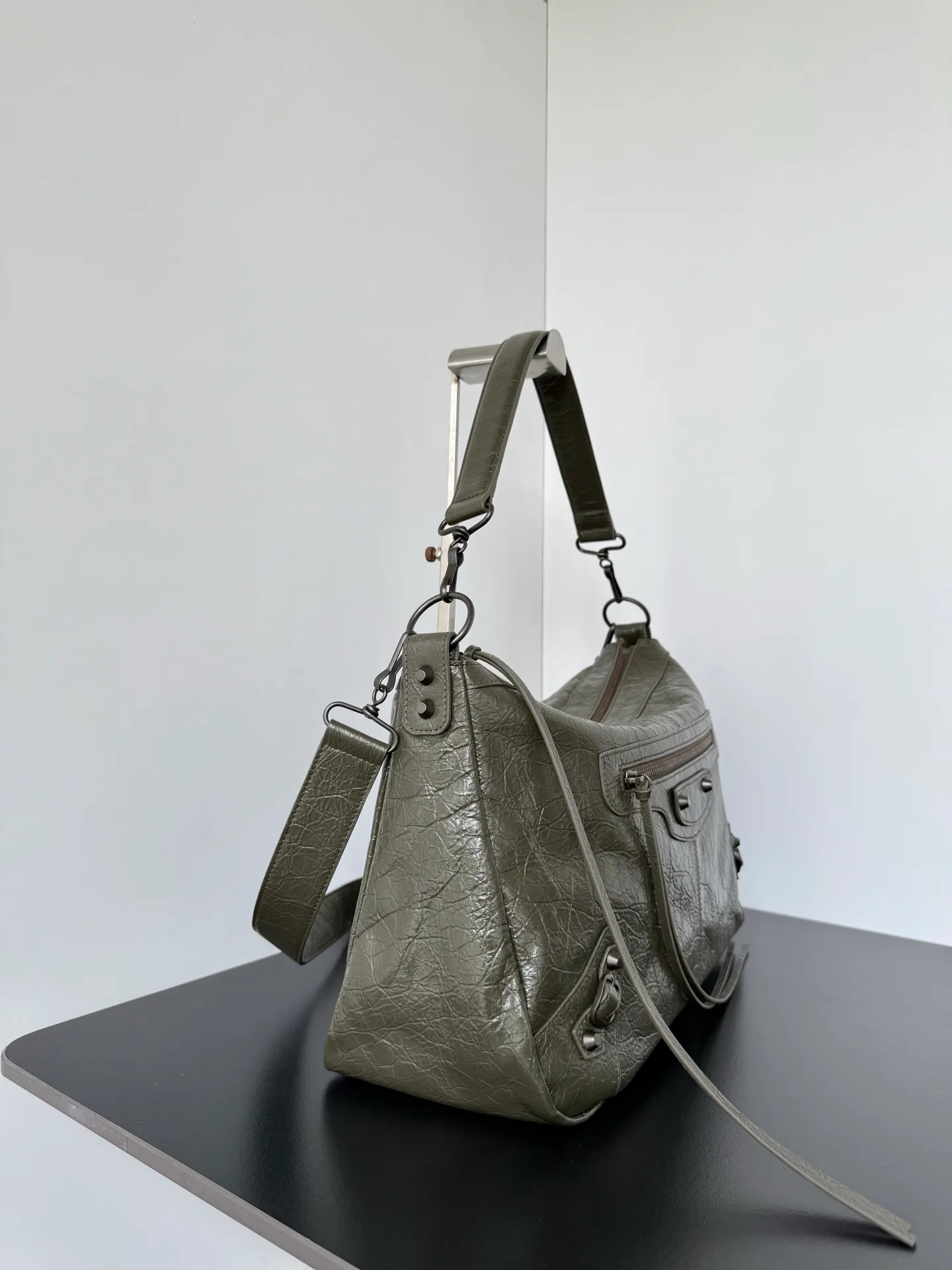Сумки На Ремне Женские Balenciaga 11438220