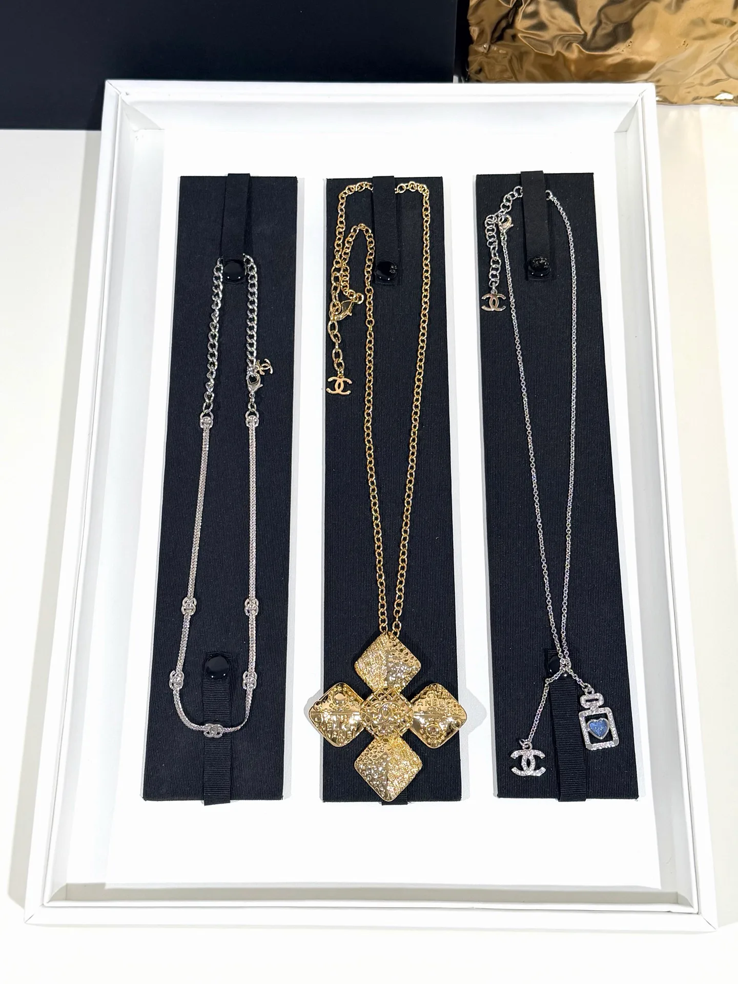 Бижутерия Chanel 18392777