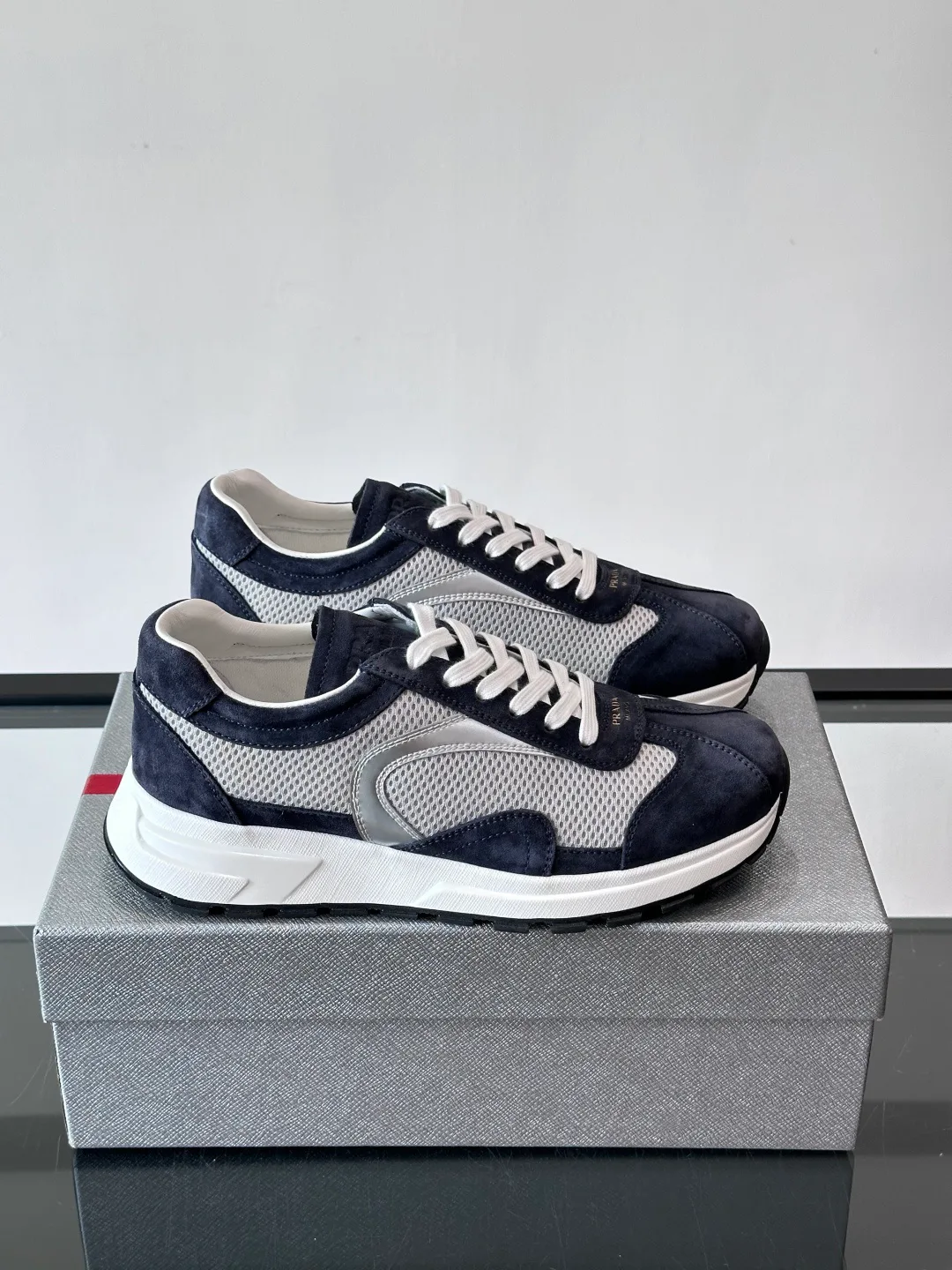 Кроссовки Мужские Prada 758557