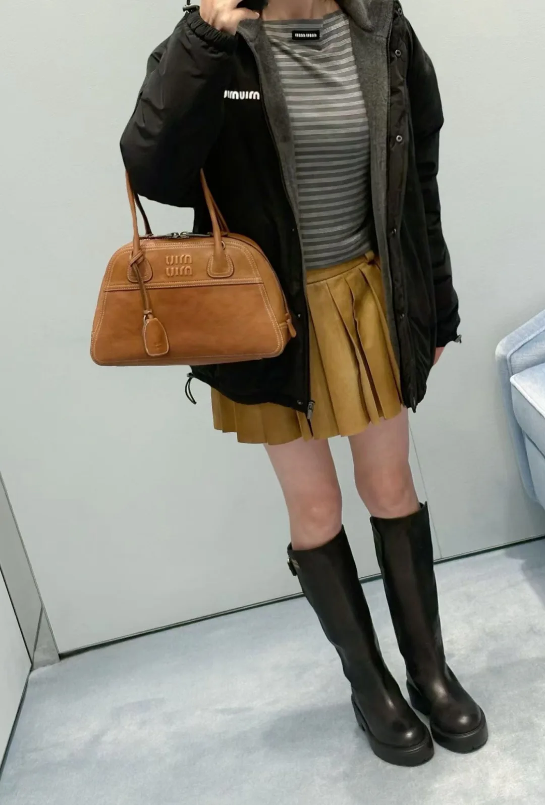 Куртки И Пуховики Женские Miu Miu 18213361