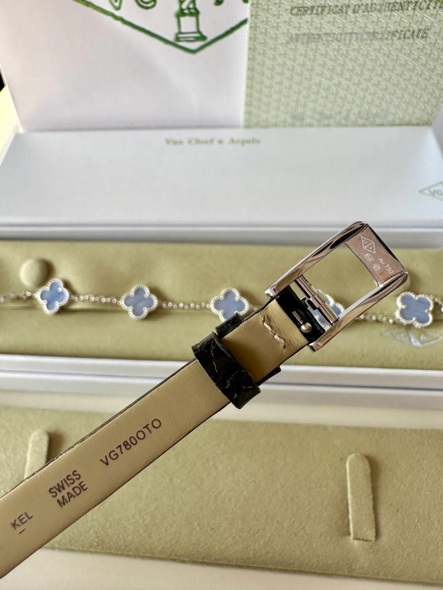Часы Женские Van Cleef & Arpels 13071432
