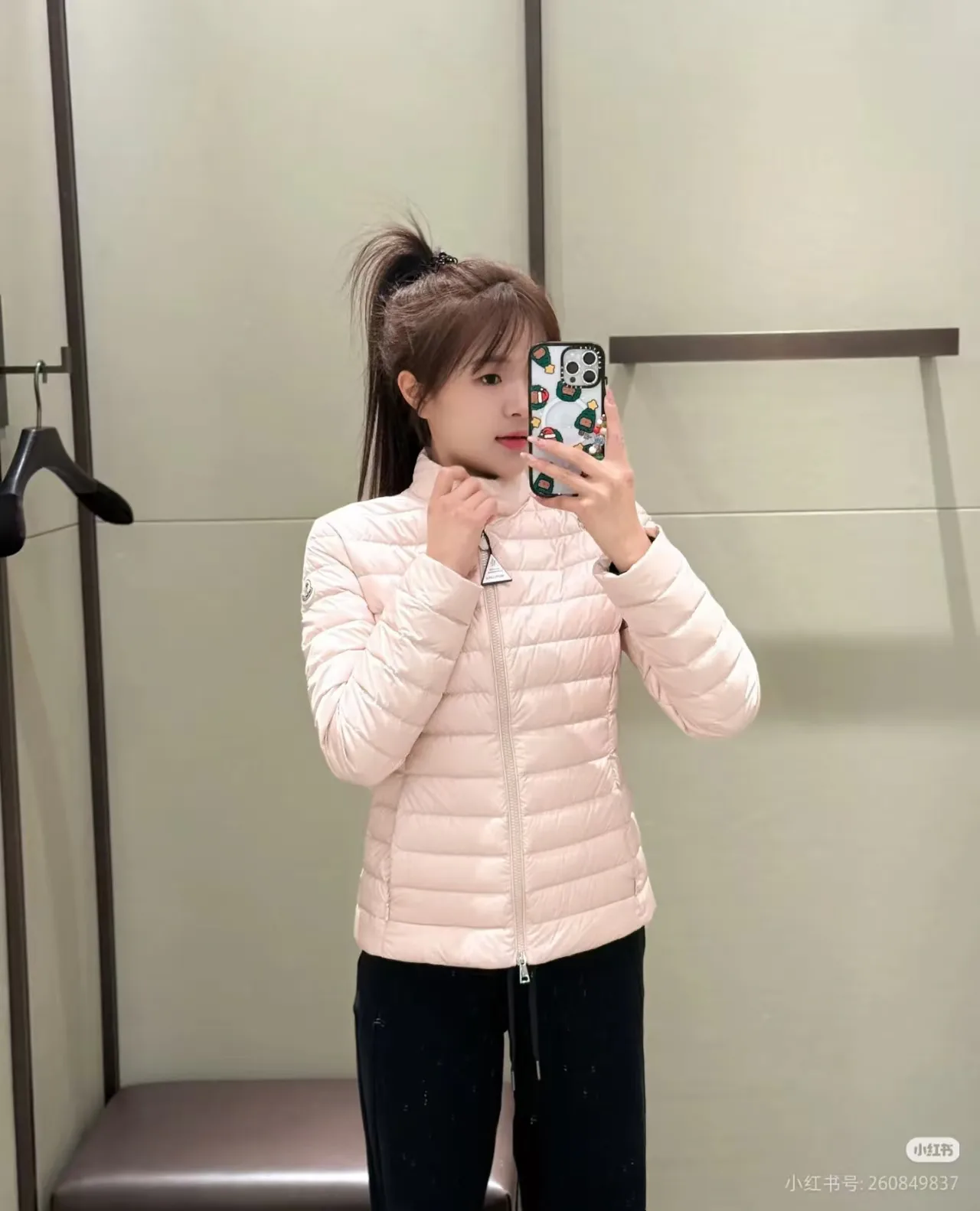 Куртки И Пуховики Женские Moncler 18044425