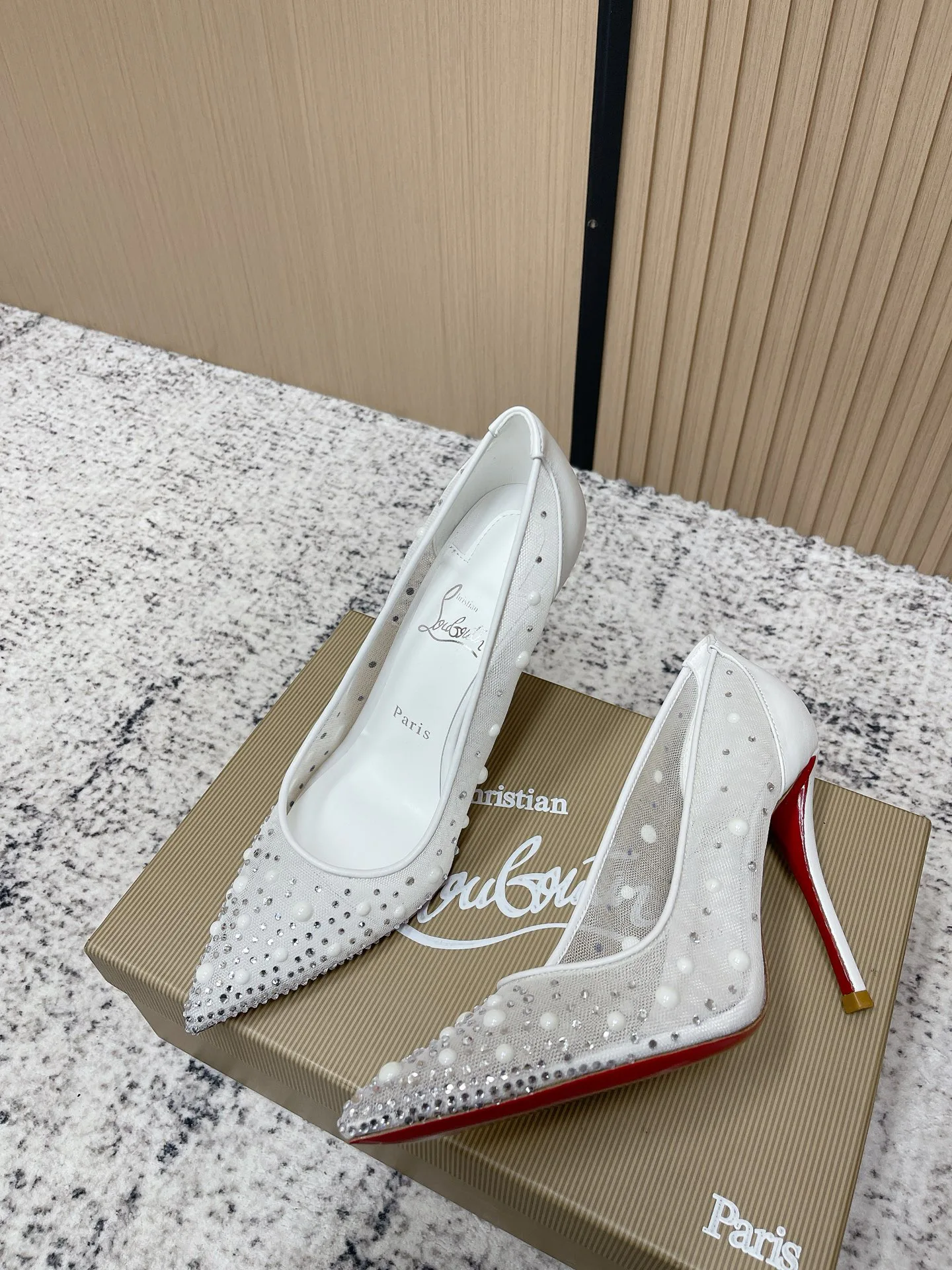 Туфли Женские Christian Louboutin 11946960