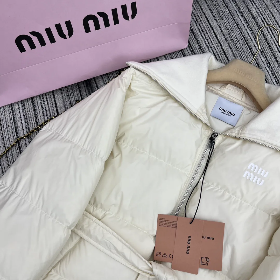 Куртки И Пуховики Женские Miu Miu 3726