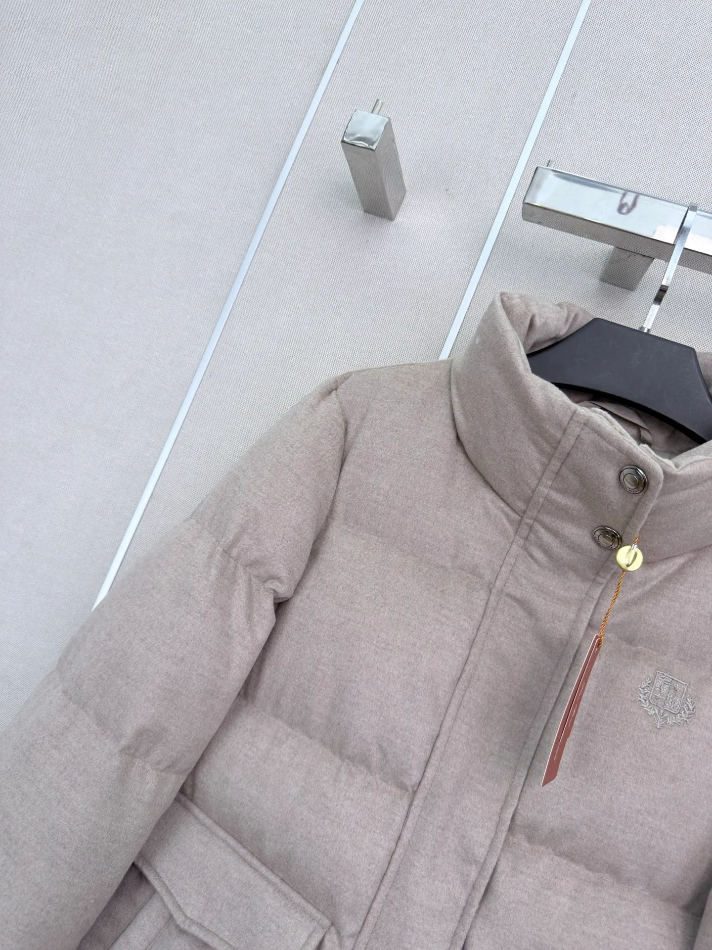 Куртки И Пуховики Женские Loro Piana 18108714