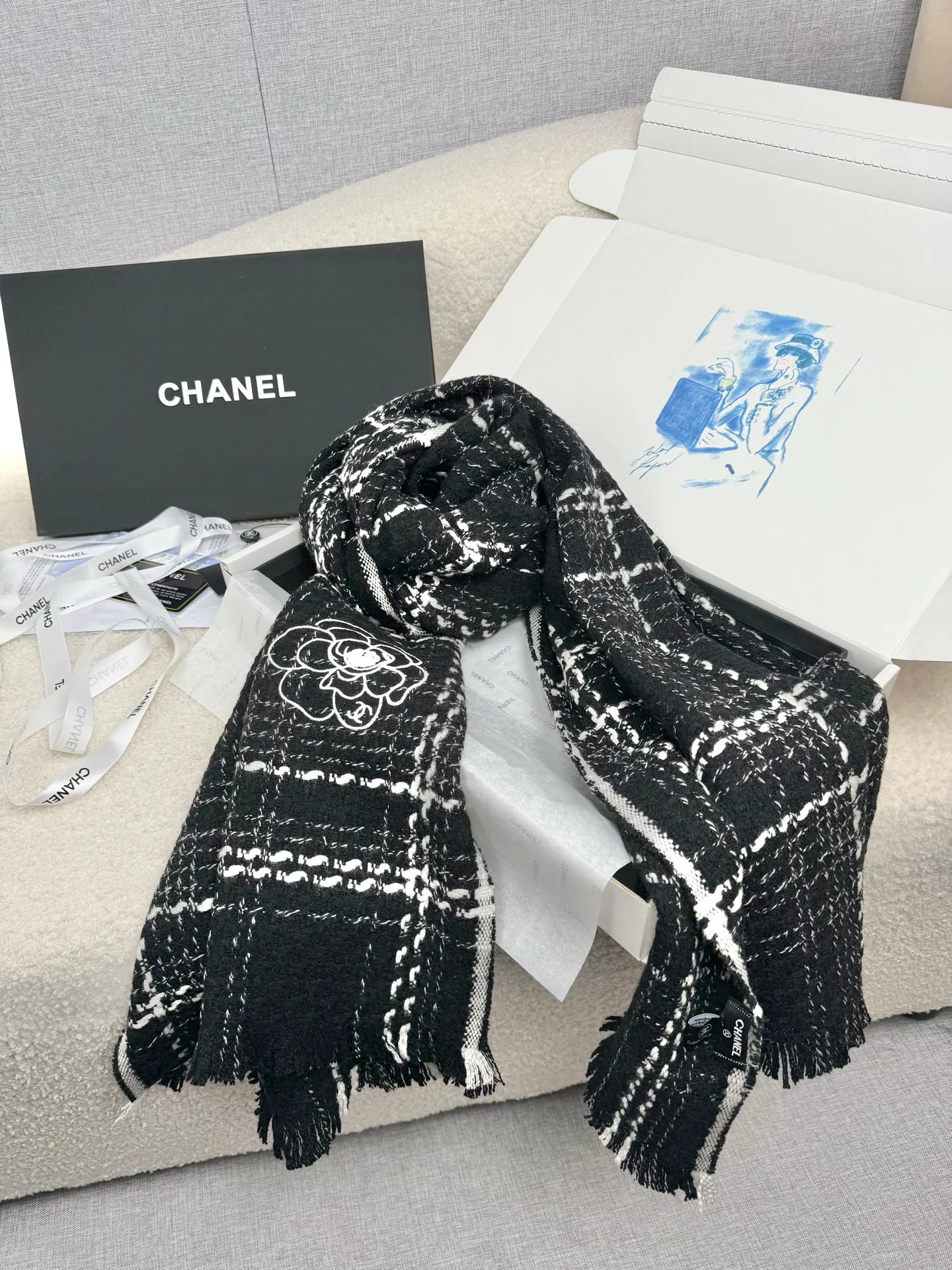 Шарфы Chanel 18675495