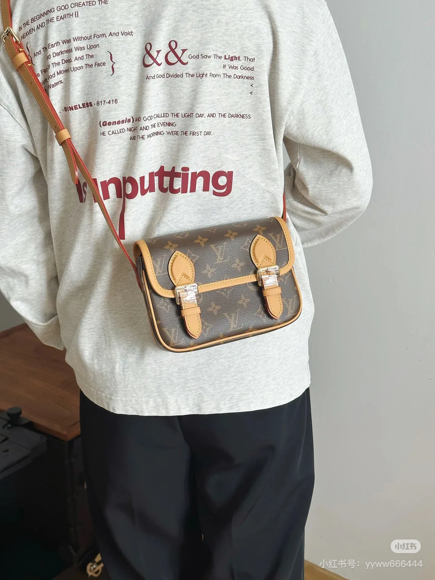 Сумки На Ремне Женские Louis Vuitton 10786385
