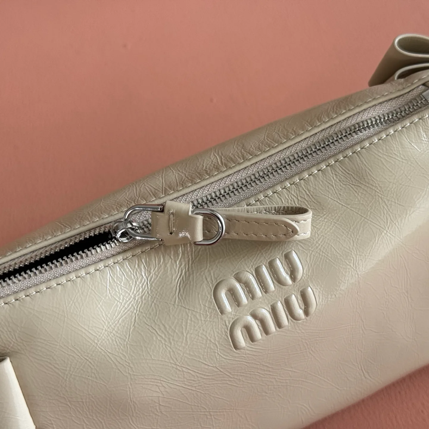 Классические Сумки Женские Miu Miu 18148117