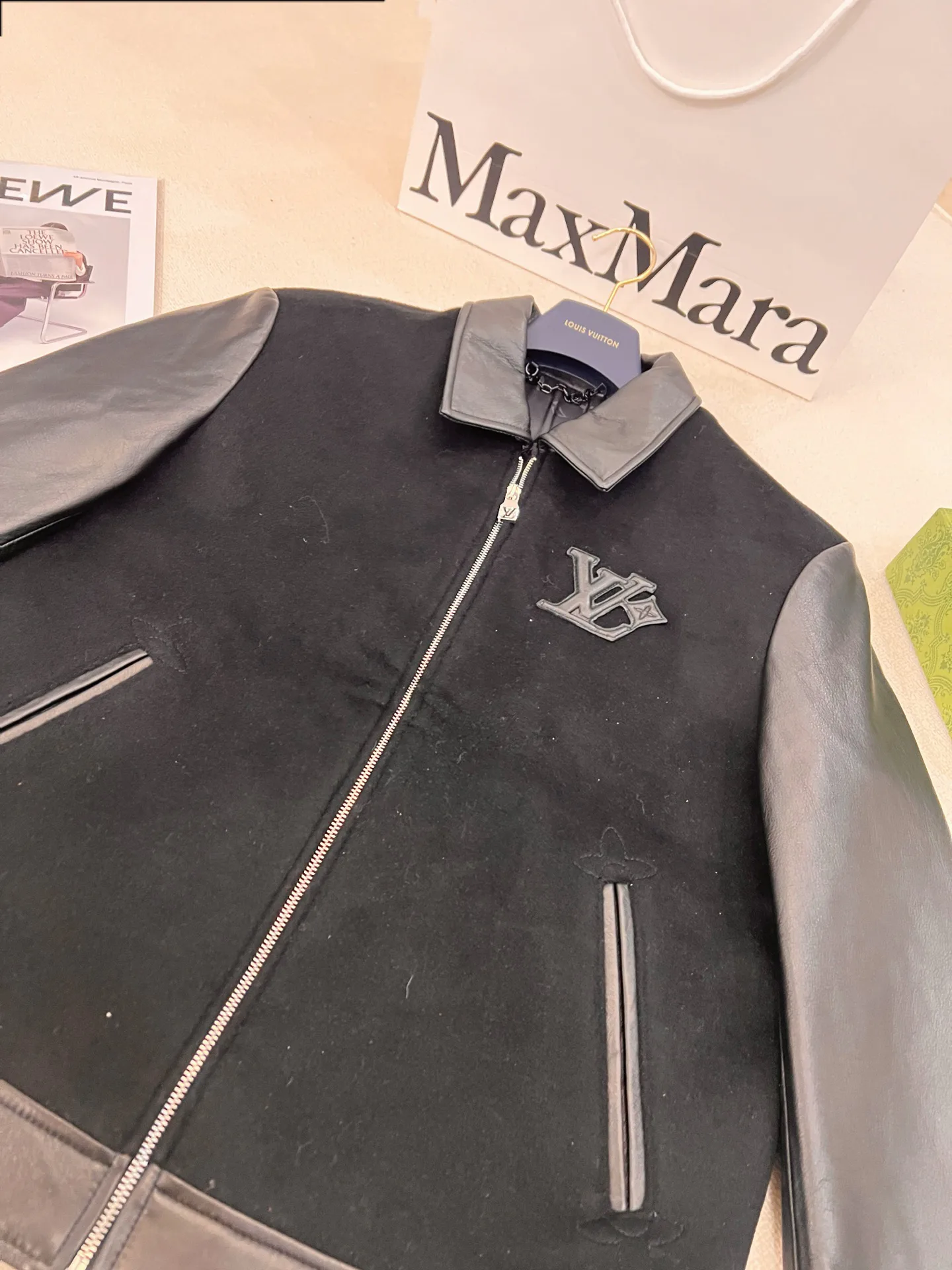 Кожаные Куртки И Дублёнки Женские Louis Vuitton 18408987
